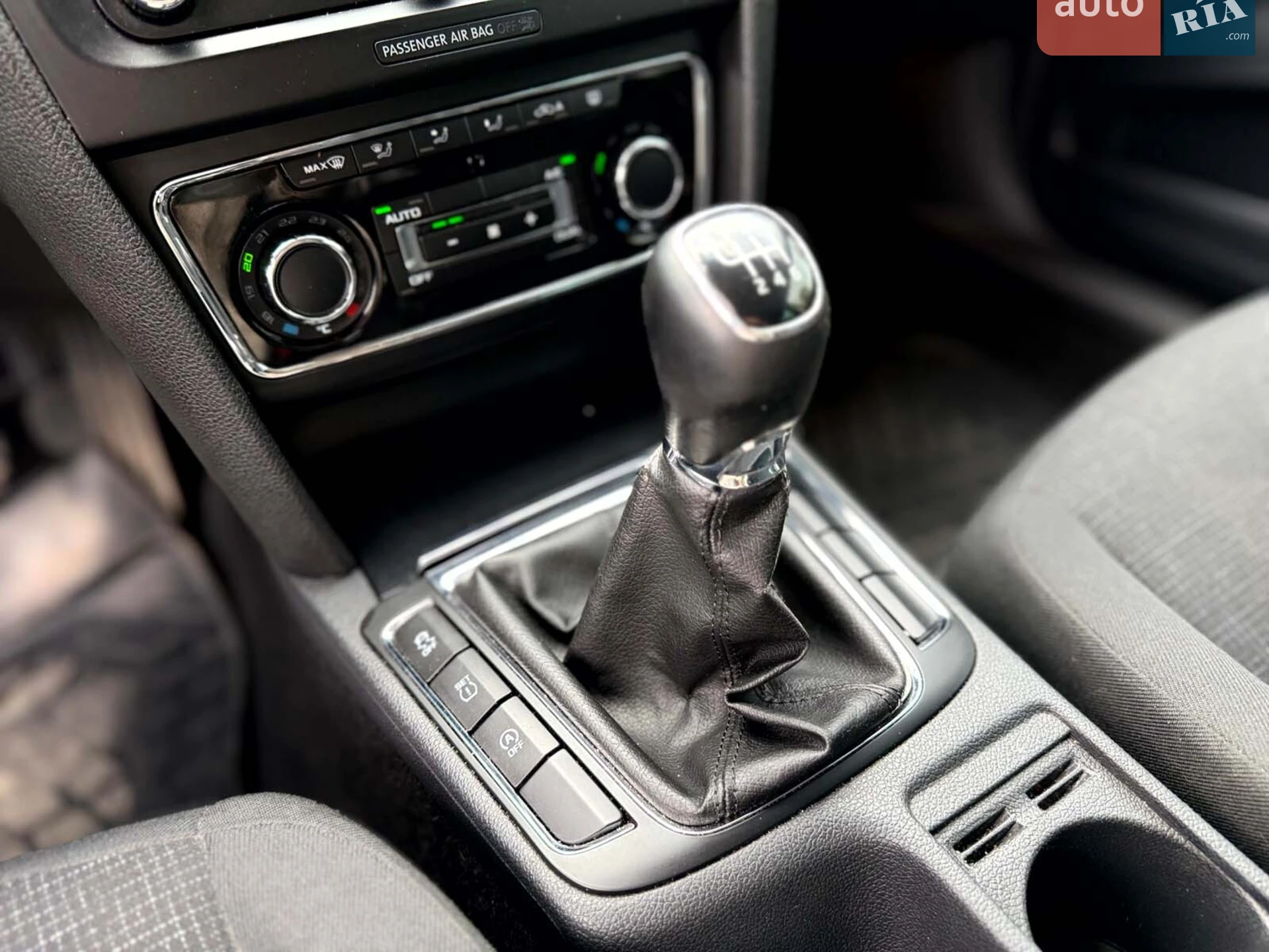 2013 Skoda Superb - мініатюра 21