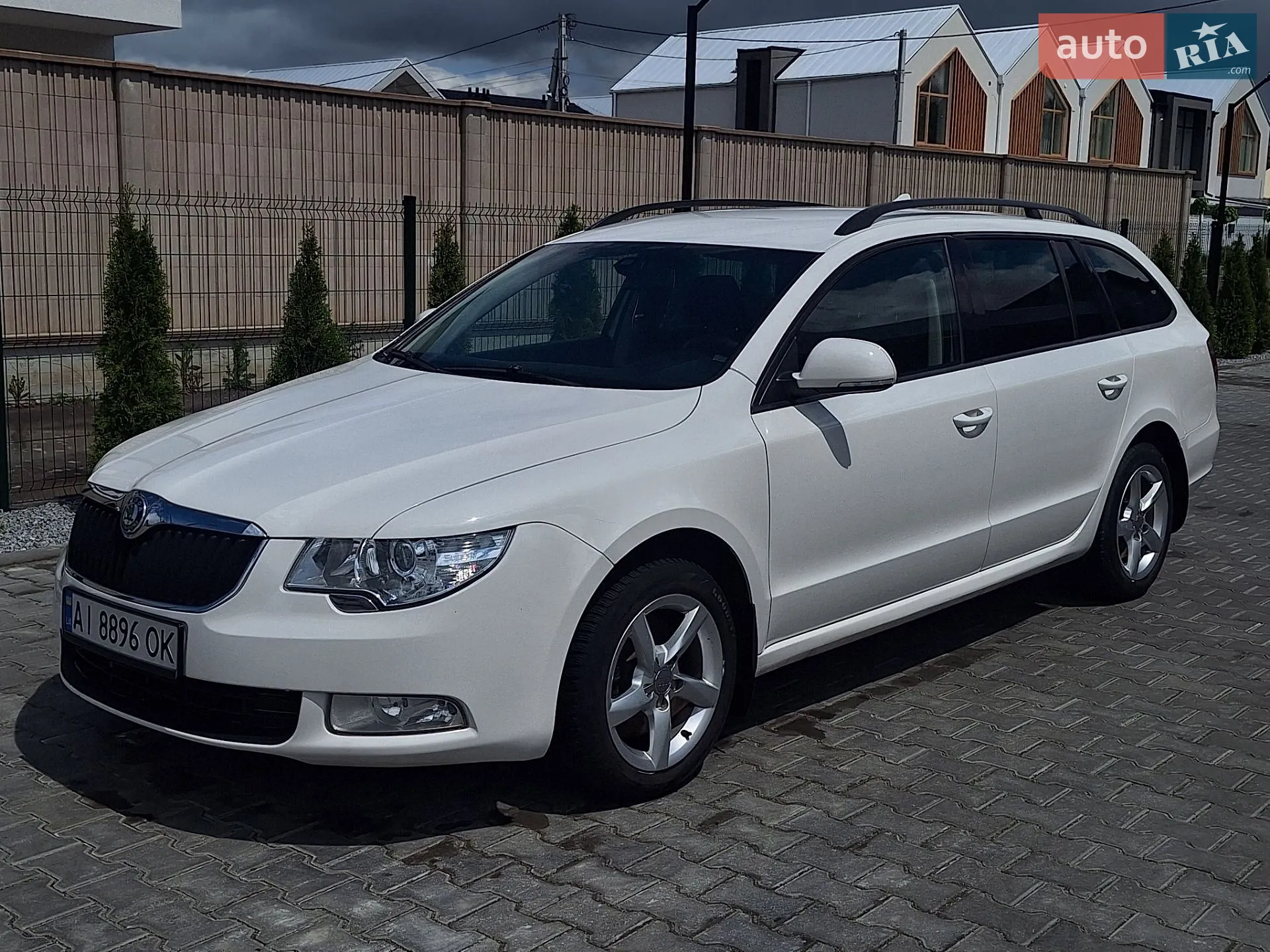 2011 Skoda Superb - мініатюра 18