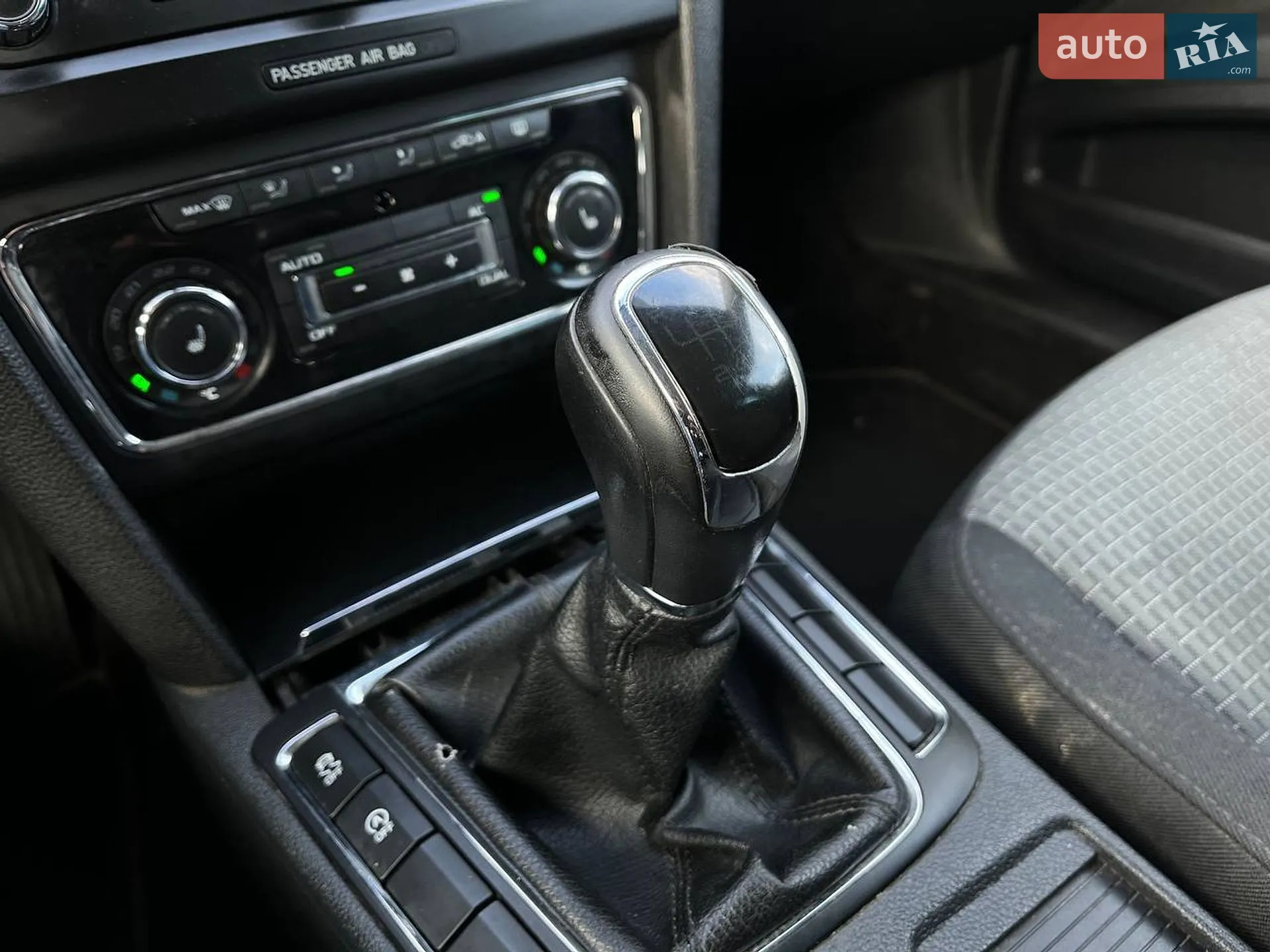 2011 Skoda Superb - мініатюра 25