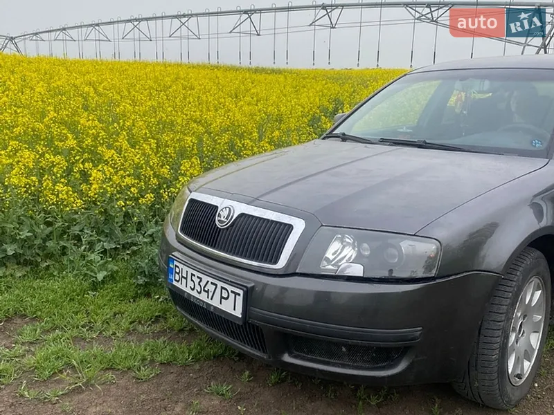Skoda Superb 2003
