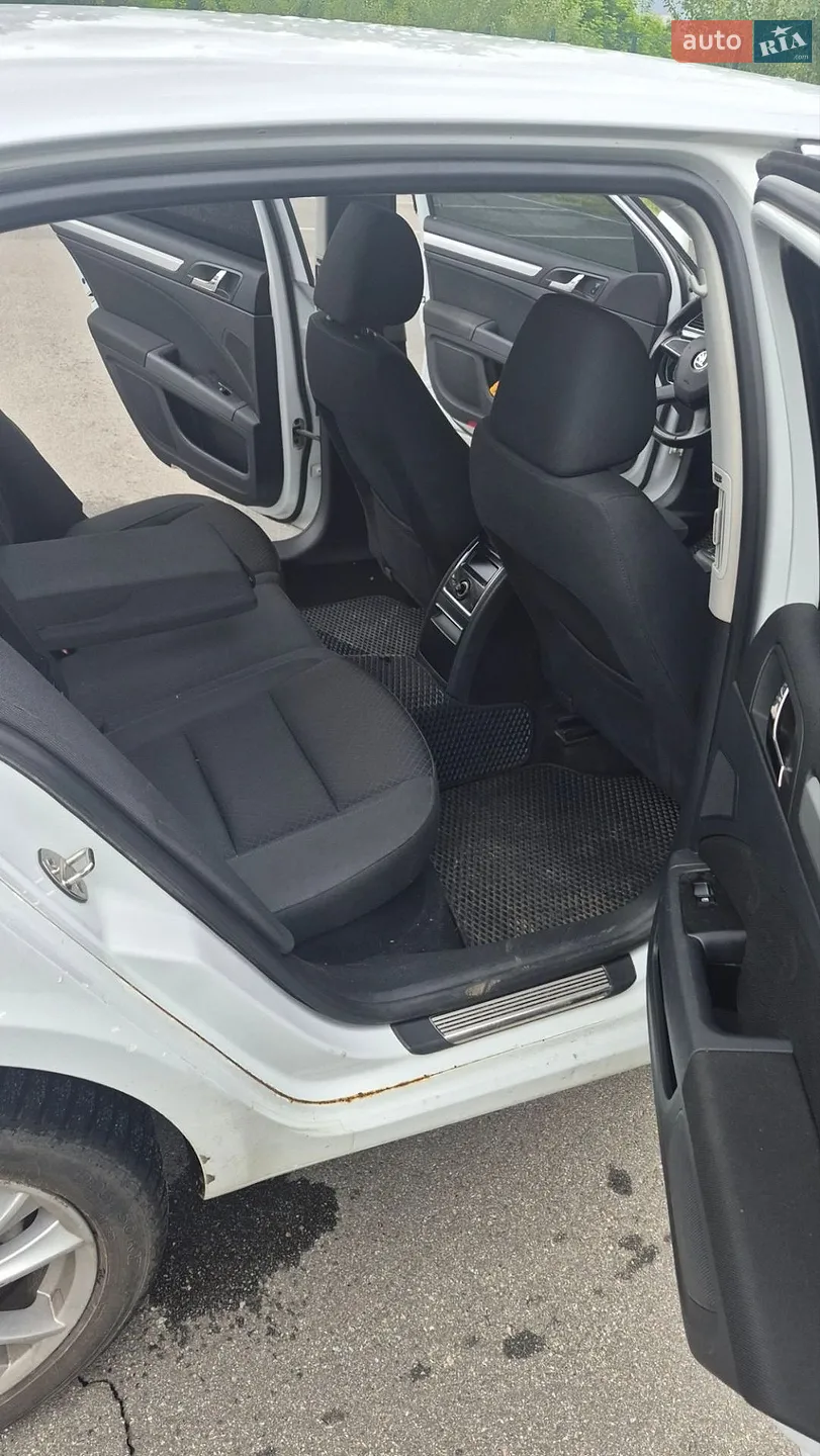 2015 Skoda Superb - мініатюра 9