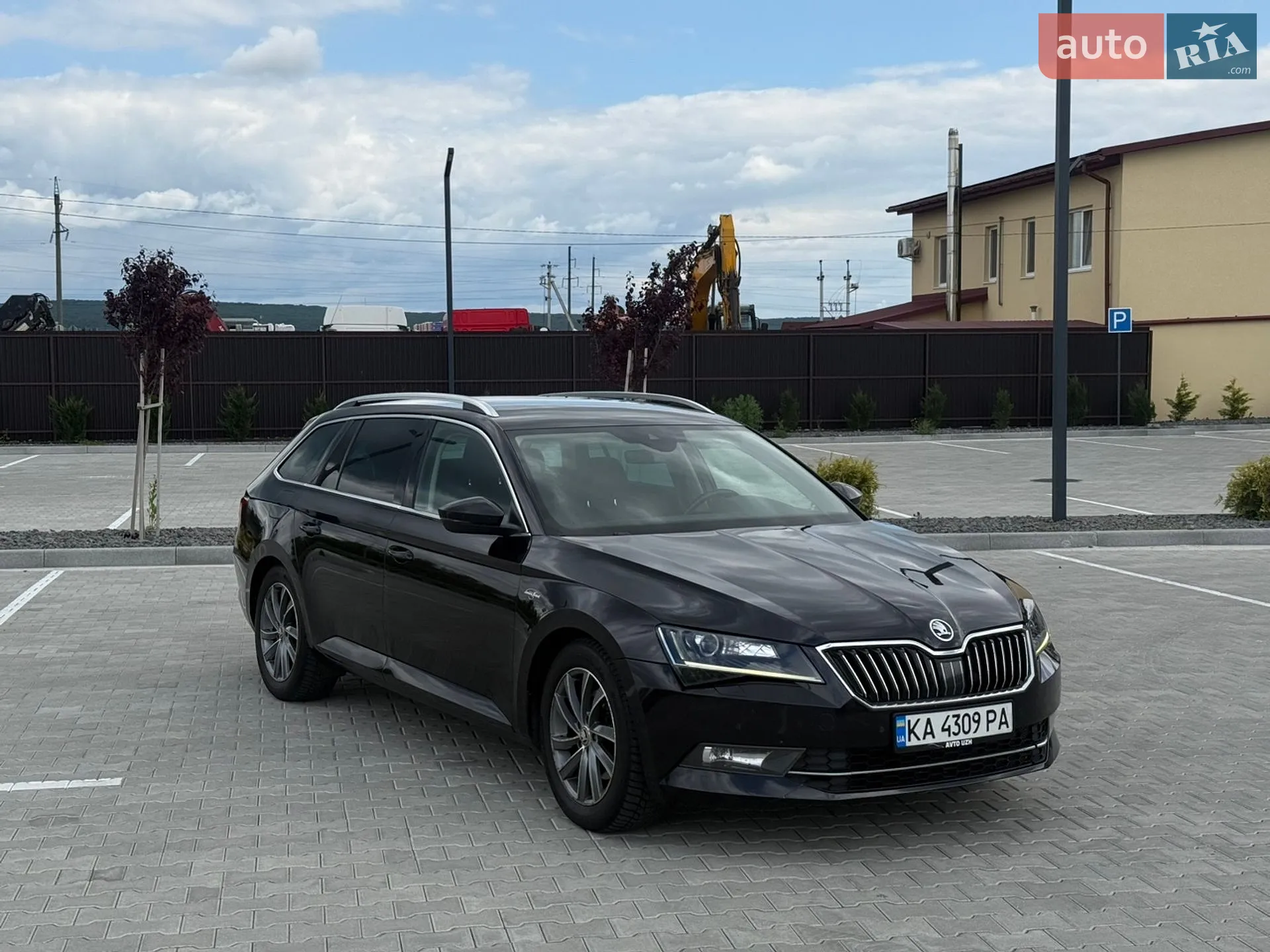 2017 Skoda Superb - мініатюра 3