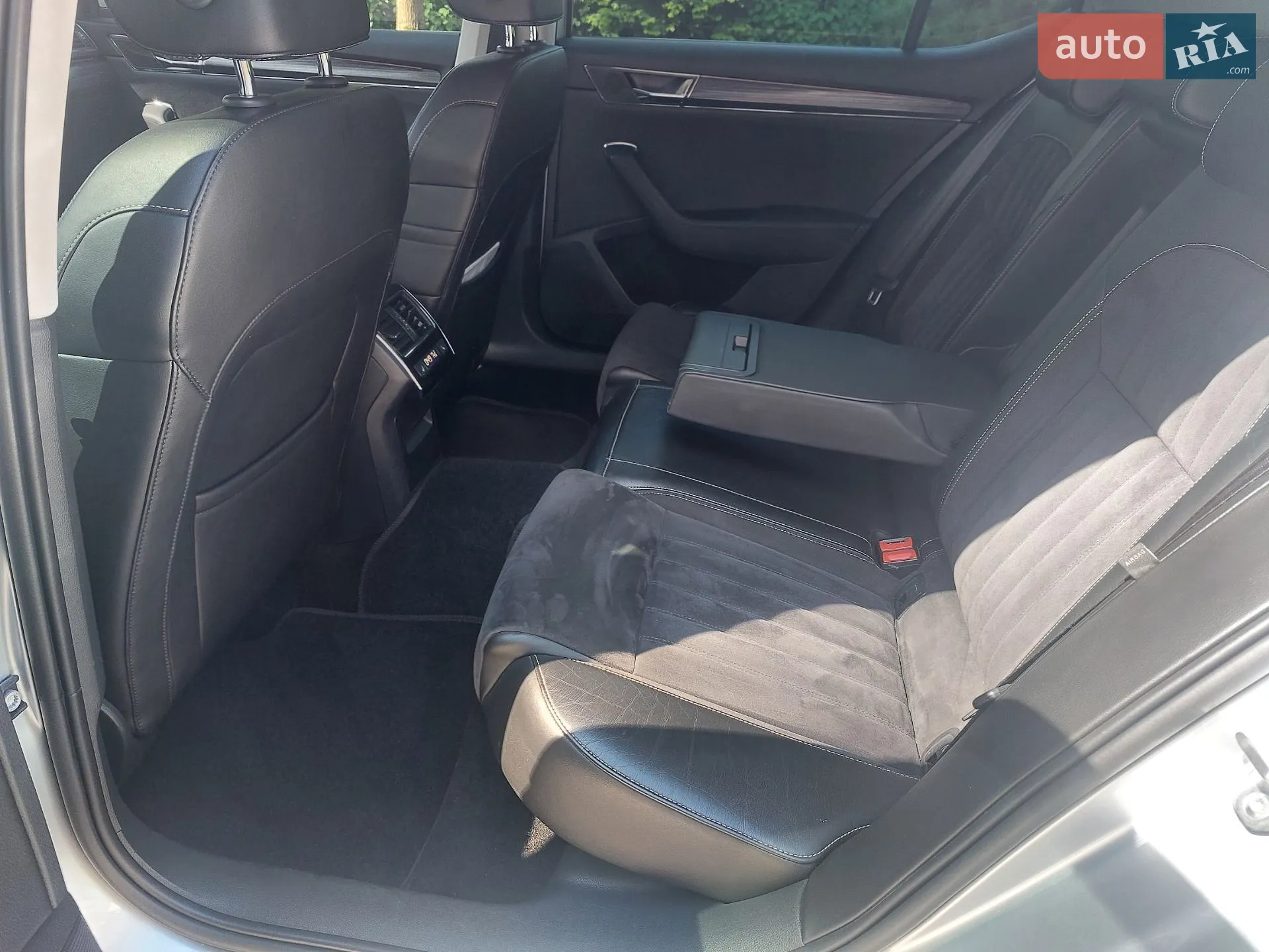 2019 Skoda Superb - мініатюра 16