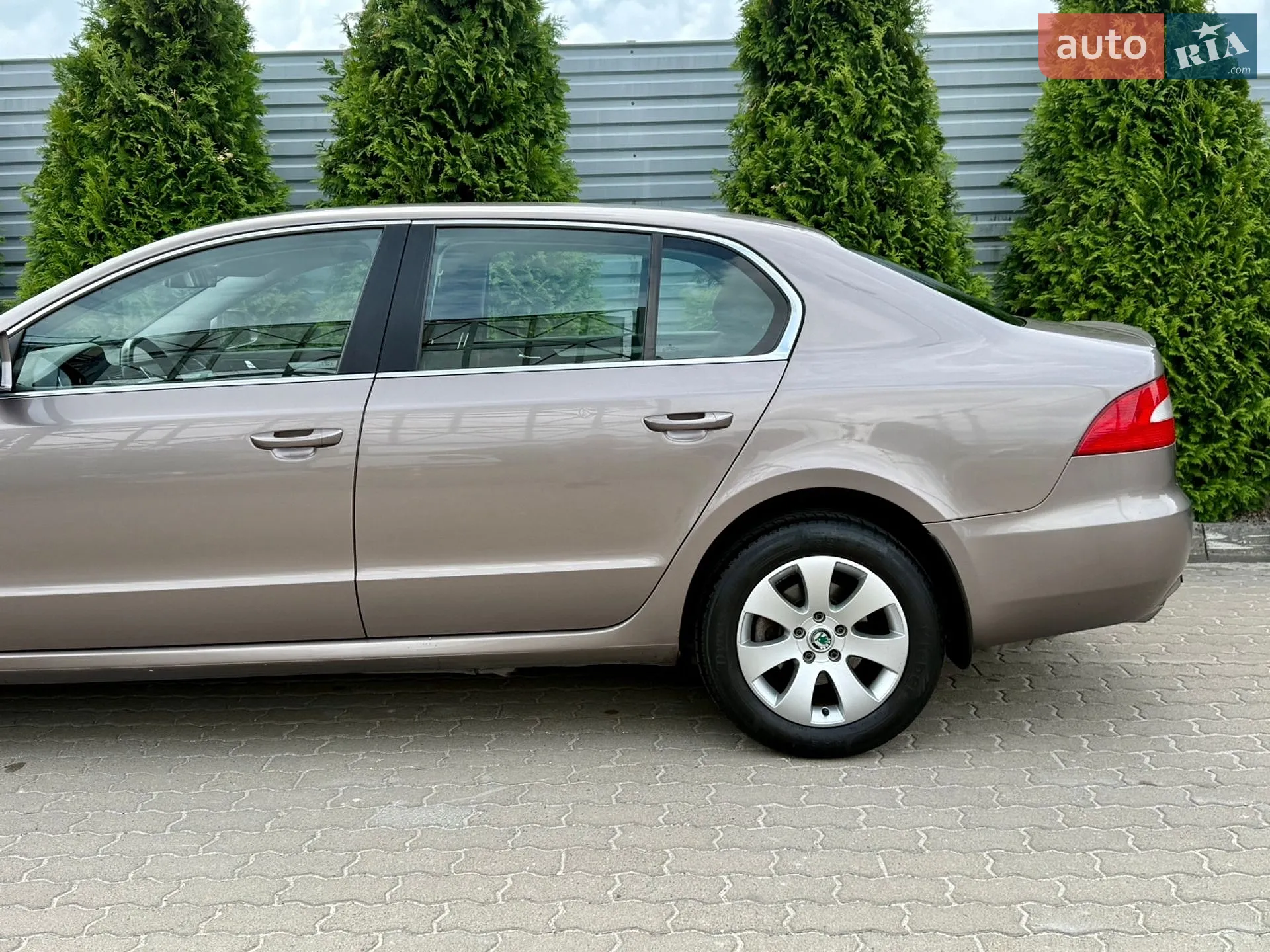 2012 Skoda Superb - мініатюра 12