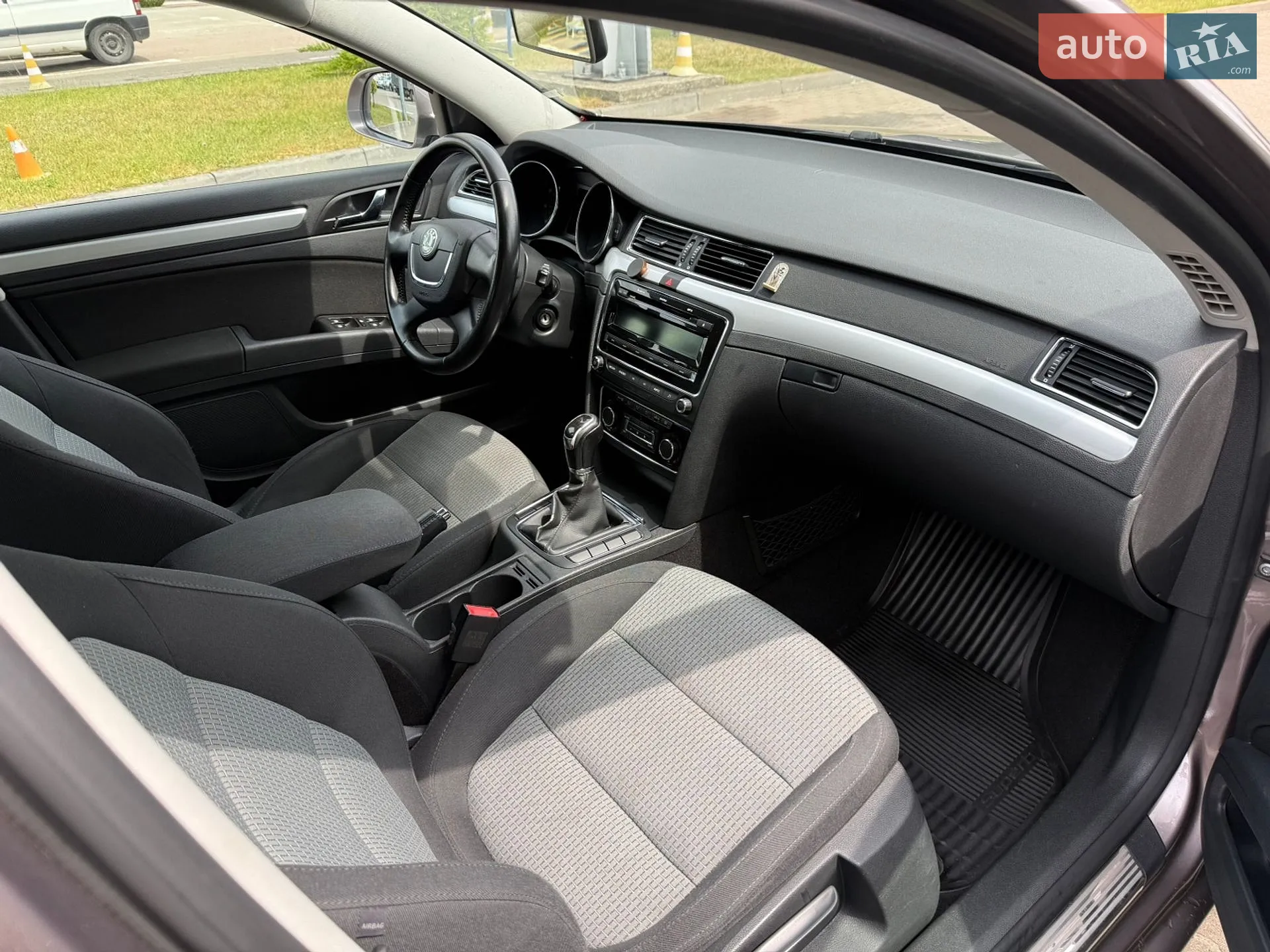 2012 Skoda Superb - мініатюра 21