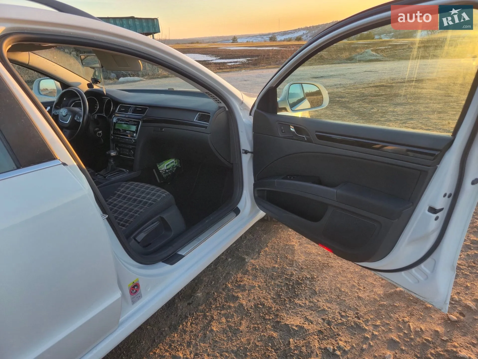 2012 Skoda Superb - мініатюра 66