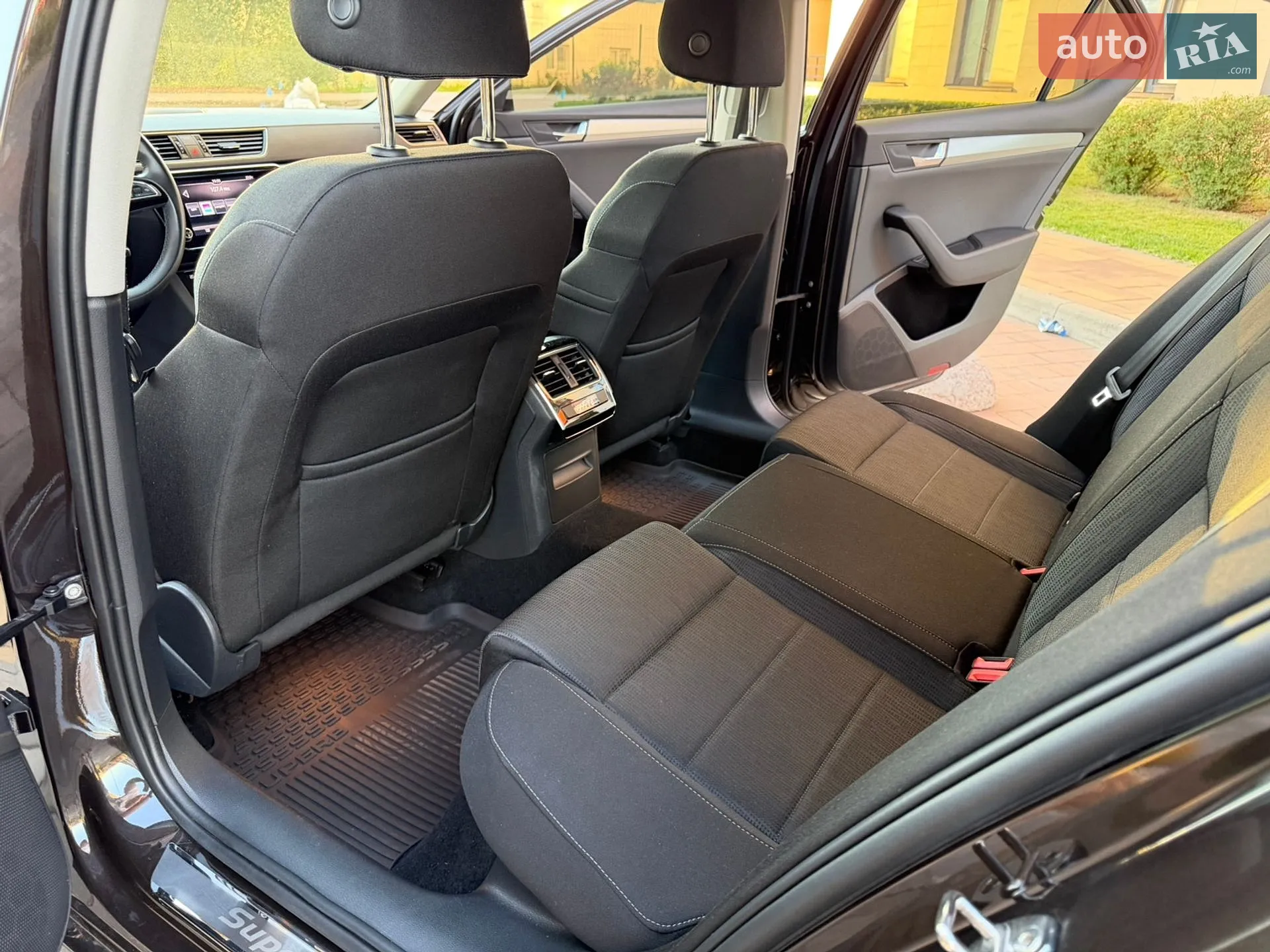 2018 Skoda Superb - мініатюра 18