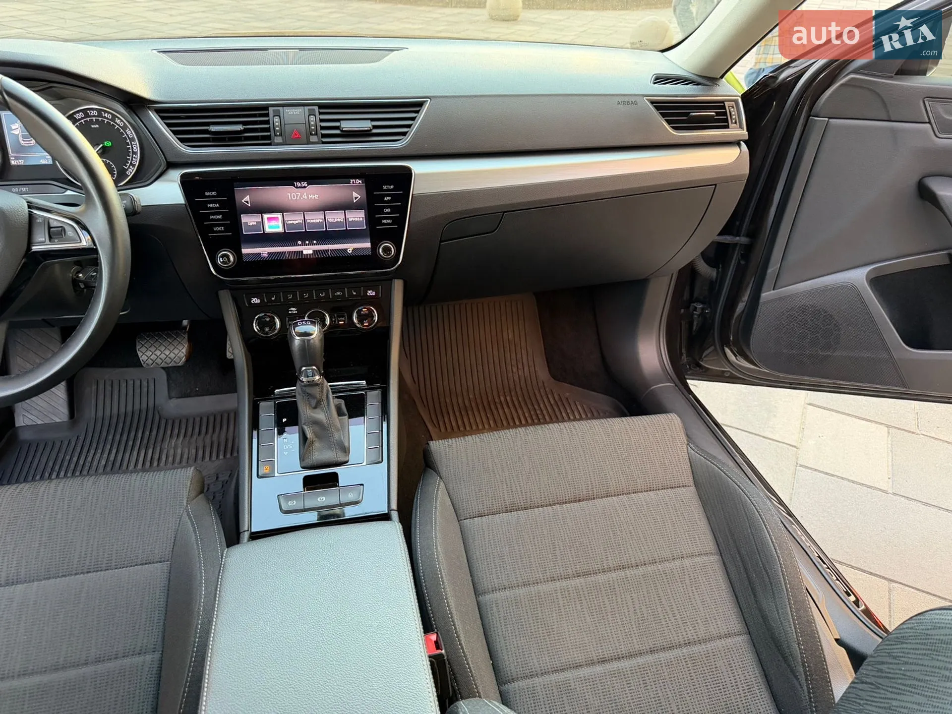 2018 Skoda Superb - мініатюра 28