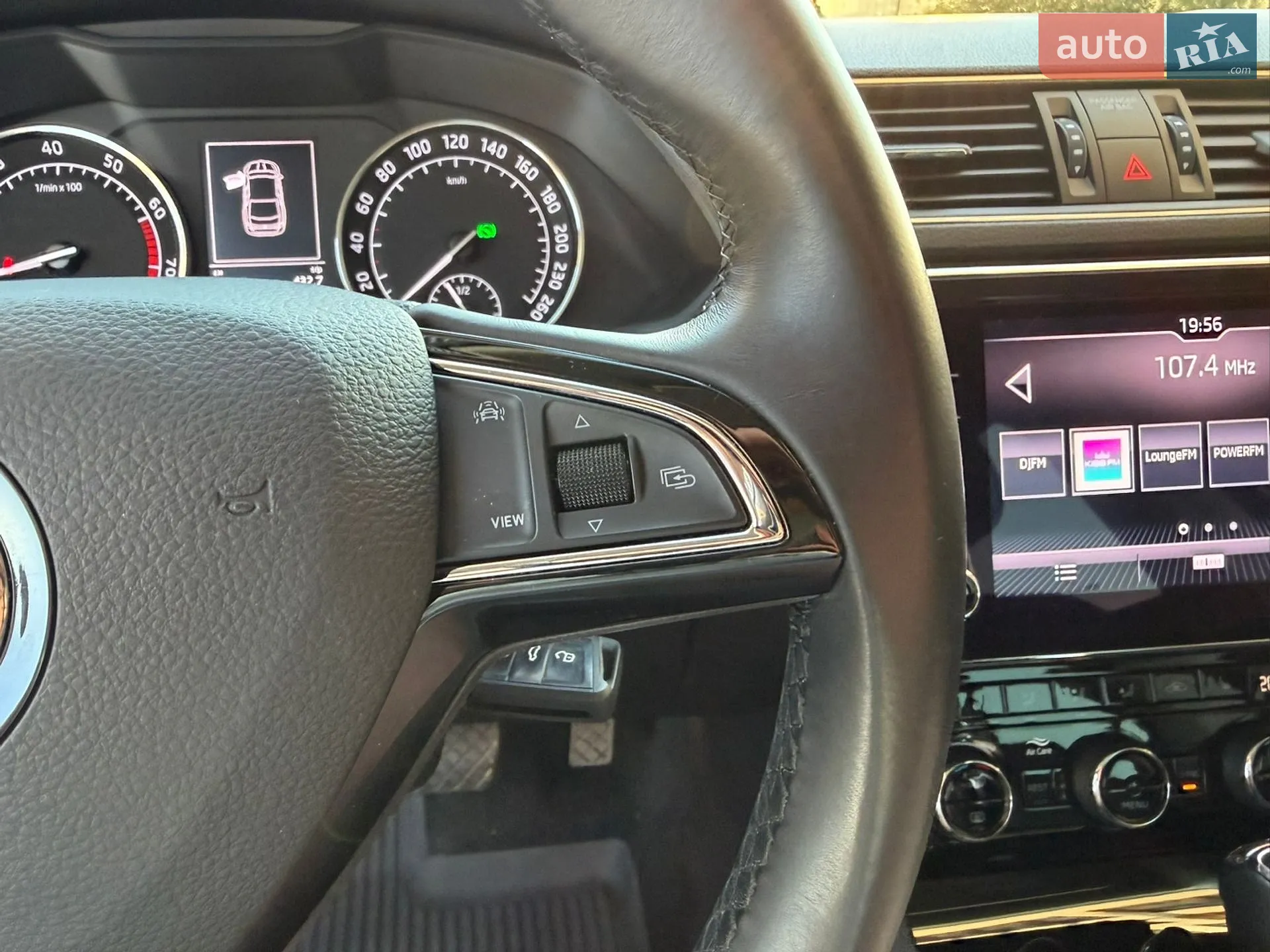 2018 Skoda Superb - мініатюра 33