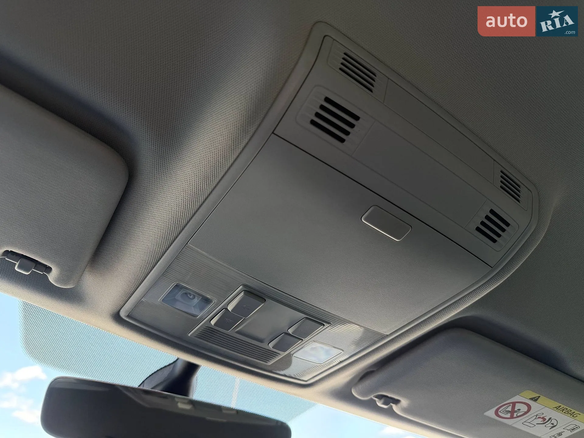 2017 Skoda Superb - мініатюра 45