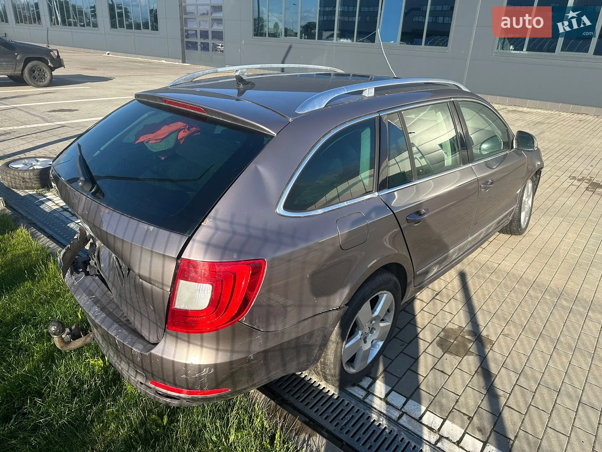 2012 Skoda Superb - мініатюра 10