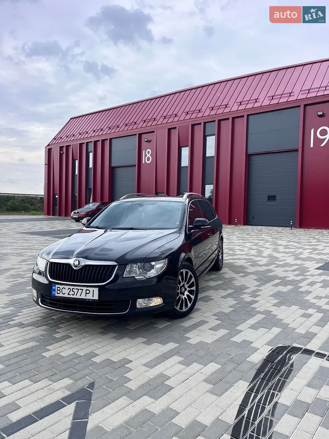 2013 Skoda Superb - мініатюра 3