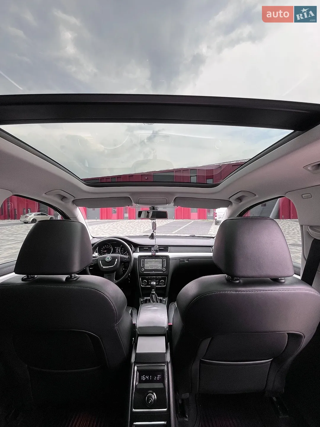 2013 Skoda Superb - мініатюра 24