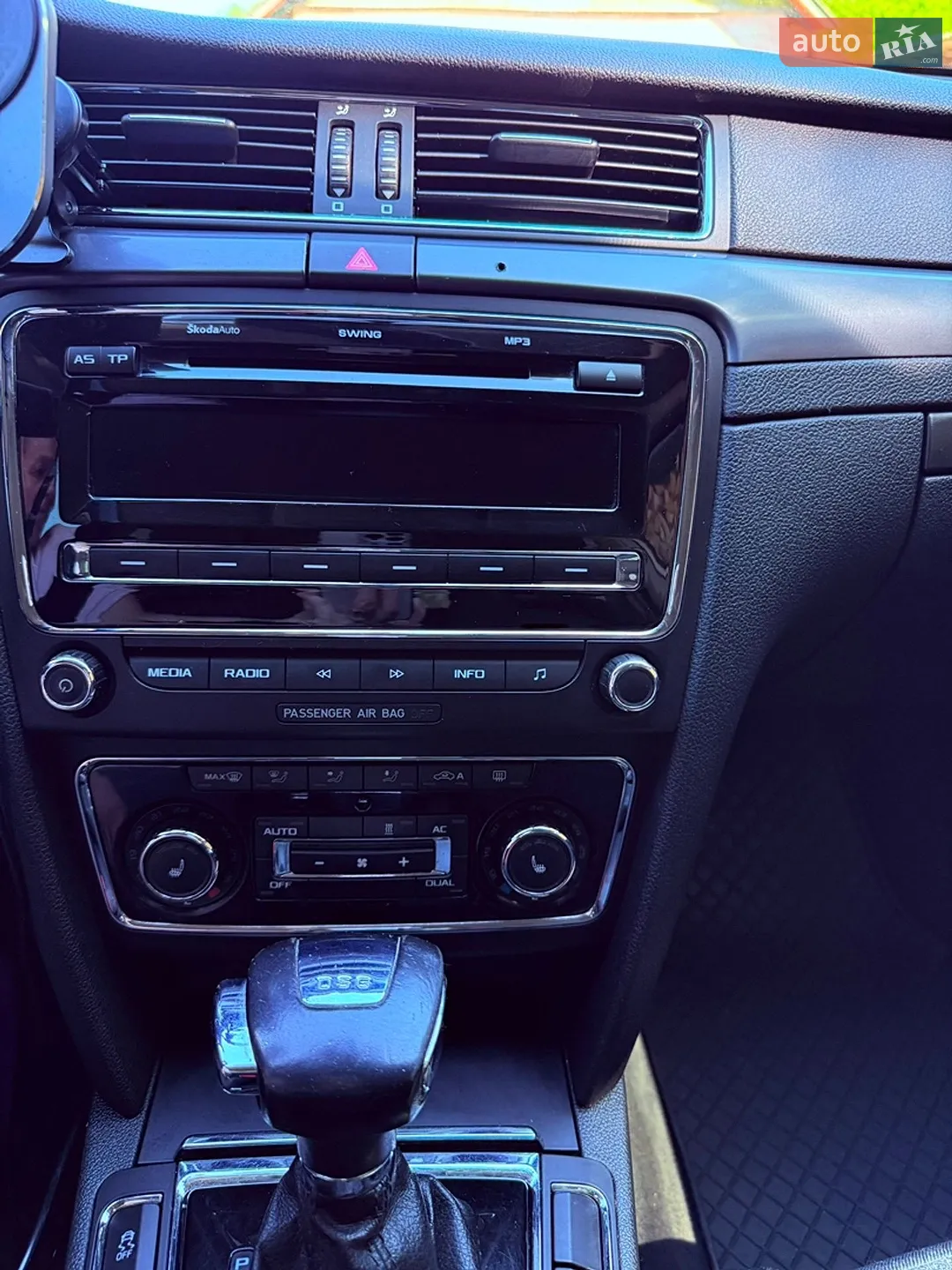 2011 Skoda Superb - мініатюра 18