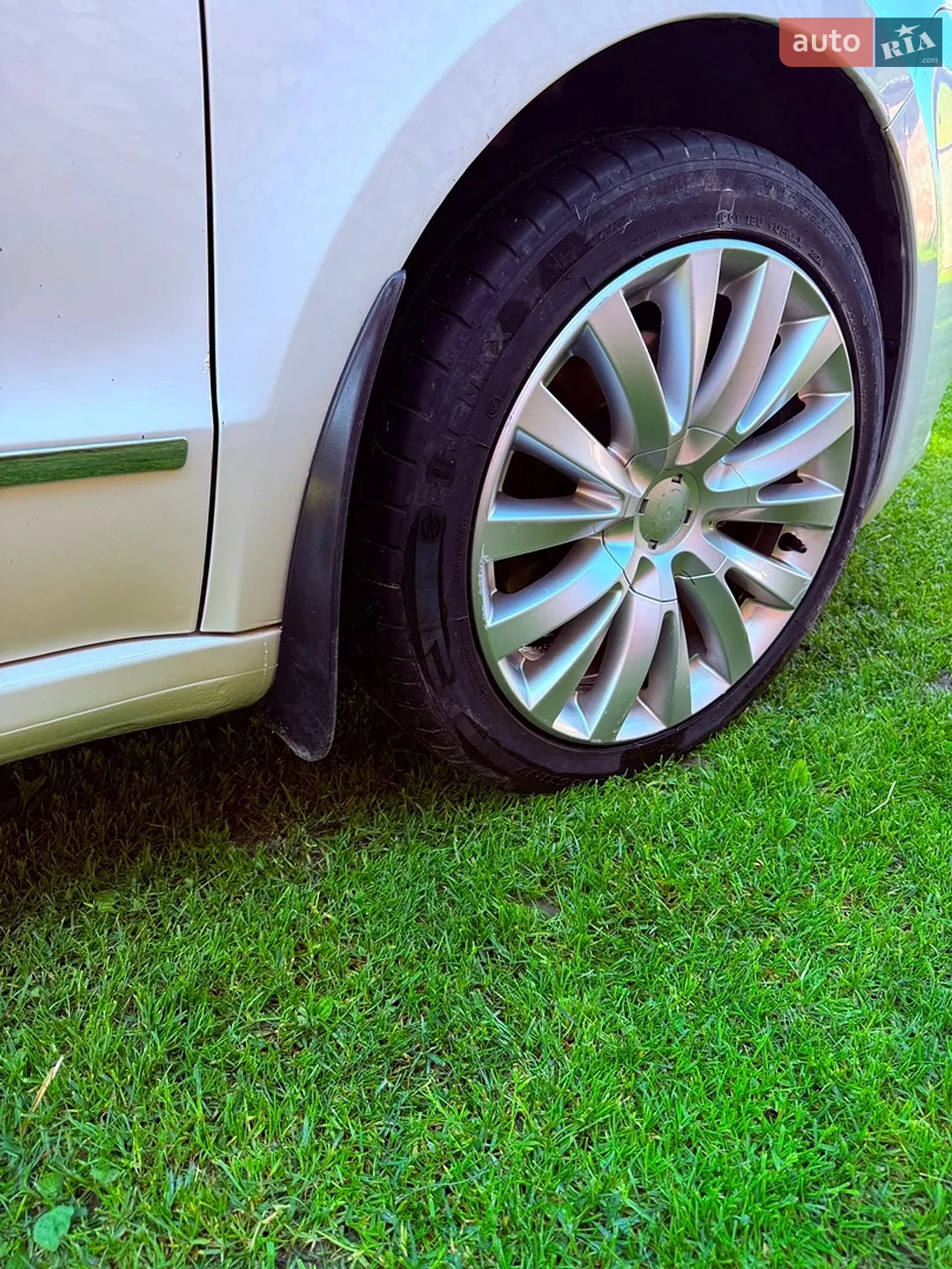 2011 Skoda Superb - мініатюра 23