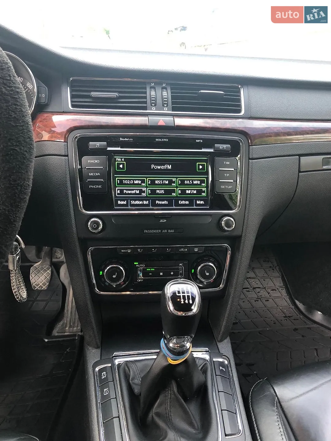 2011 Skoda Superb - мініатюра 8