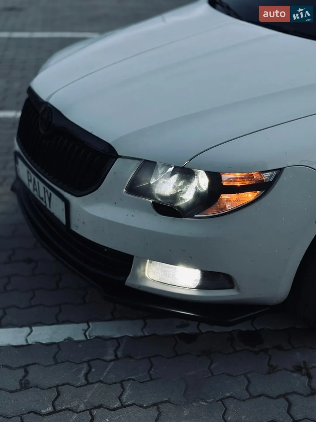 2011 Skoda Superb - мініатюра 11