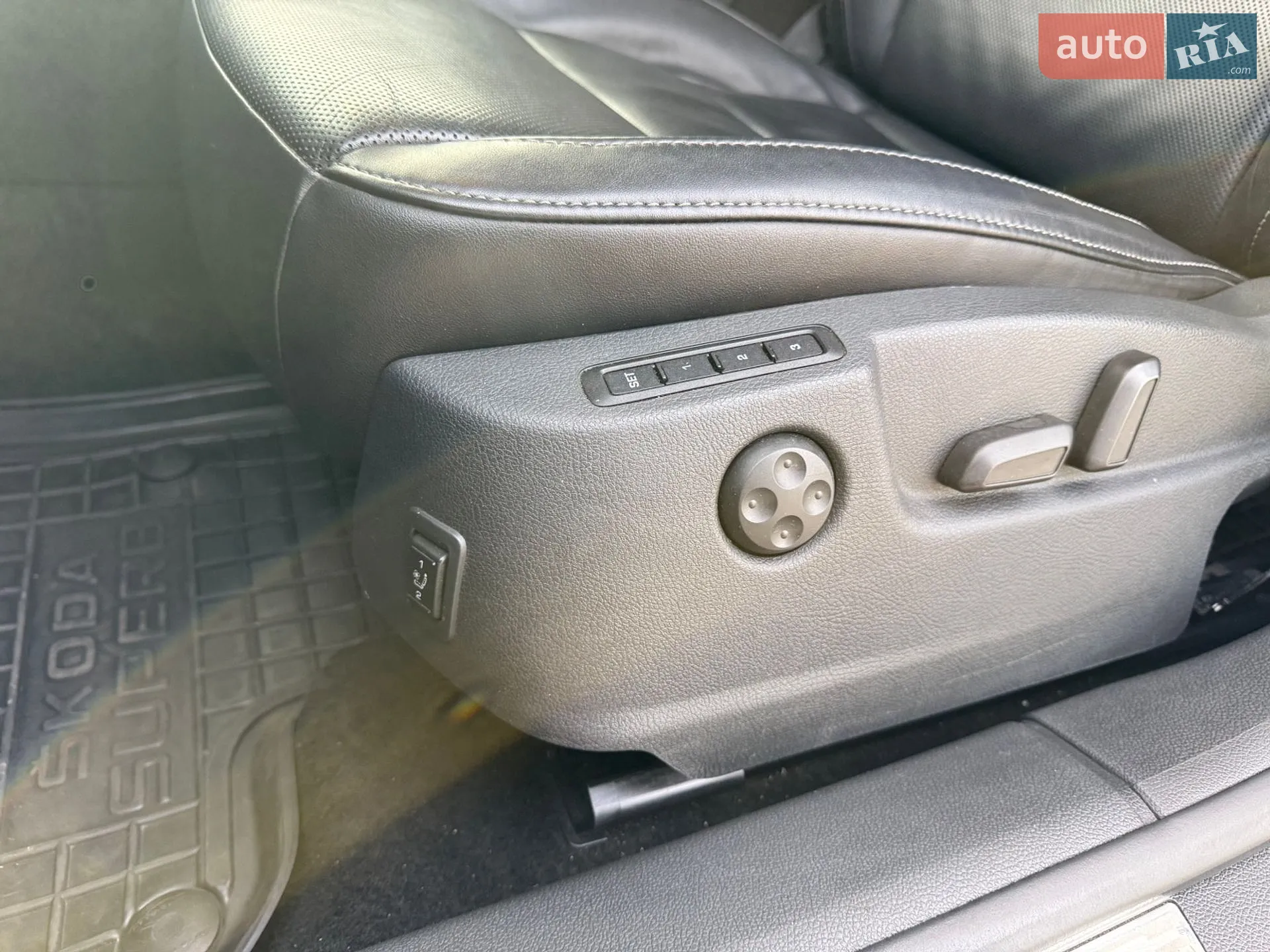 2013 Skoda Superb - мініатюра 21