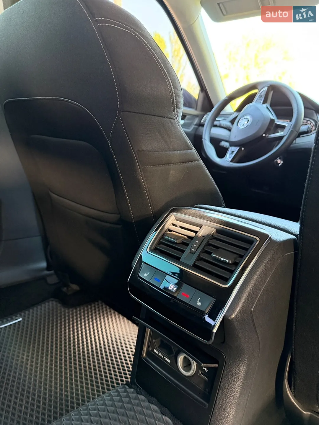 2015 Skoda Superb - мініатюра 35