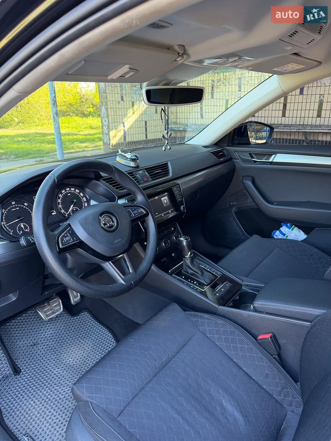 2015 Skoda Superb - мініатюра 37