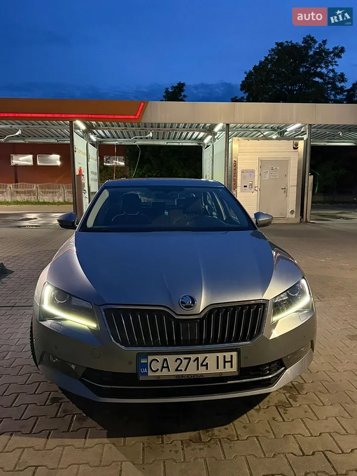 2015 Skoda Superb - мініатюра 13