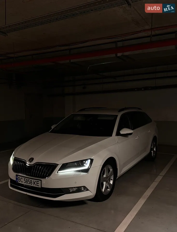 2019 Skoda Superb - мініатюра 31
