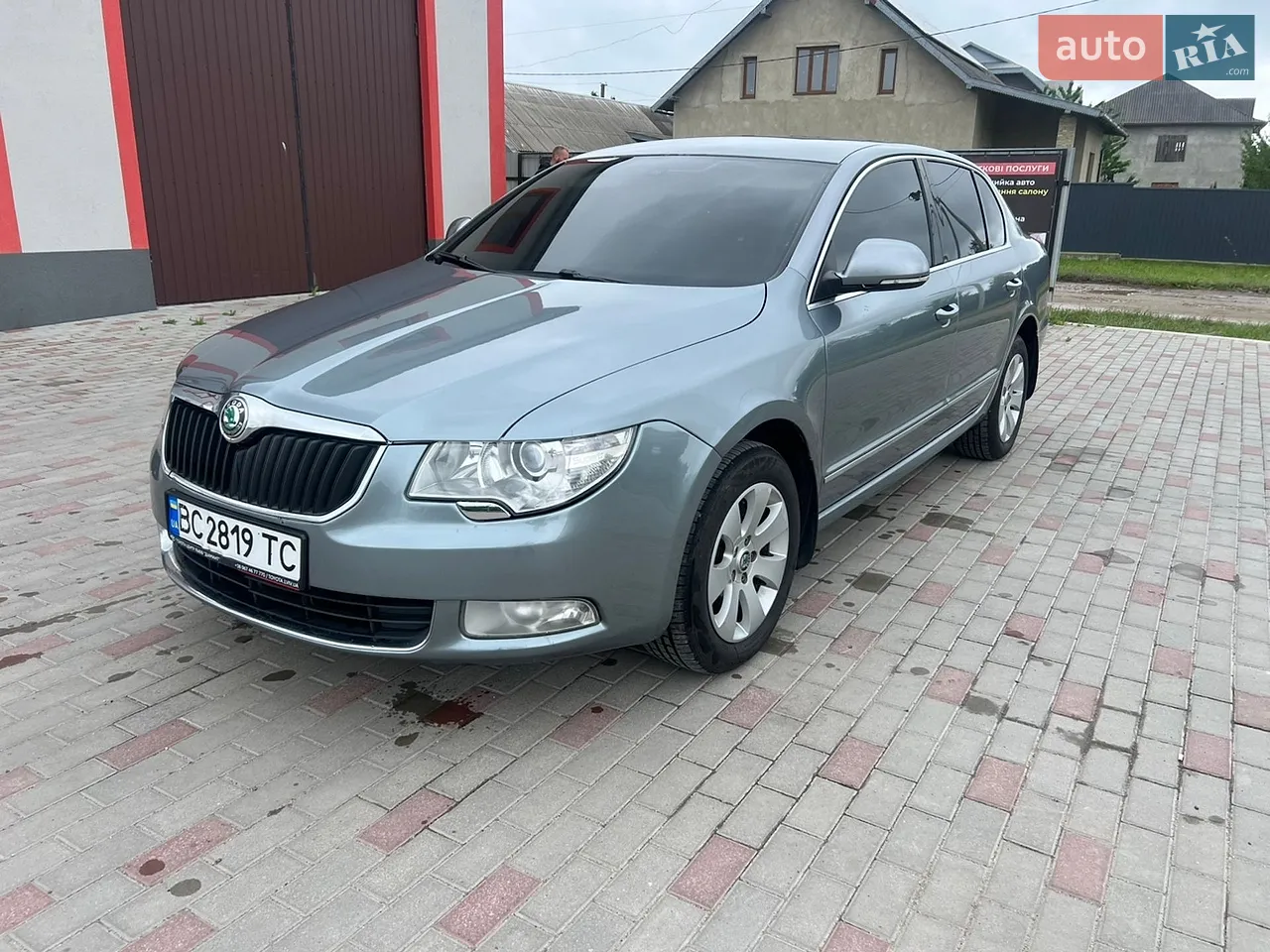2010 Skoda Superb - мініатюра 13