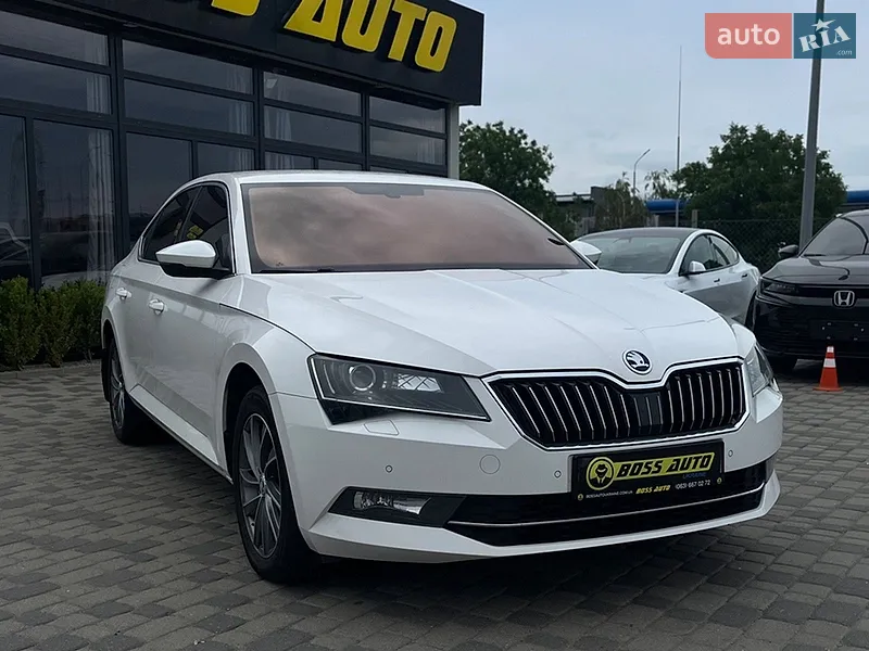 Skoda Superb 2018 VIN TMBJH7NP8K7023404 фото оголошення 96 з 125