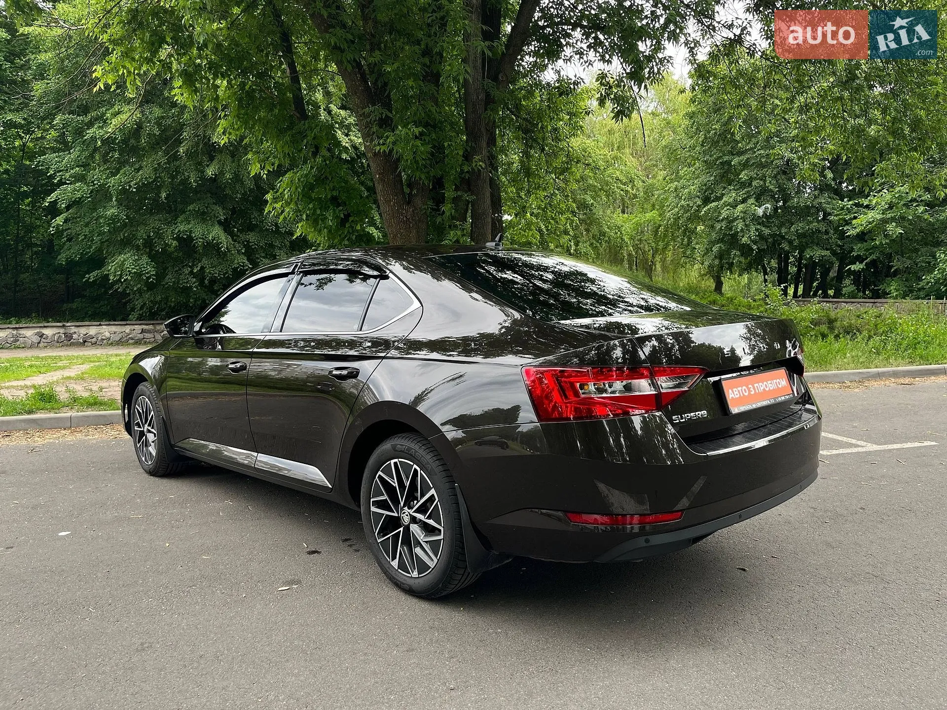 2019 Skoda Superb - мініатюра 9