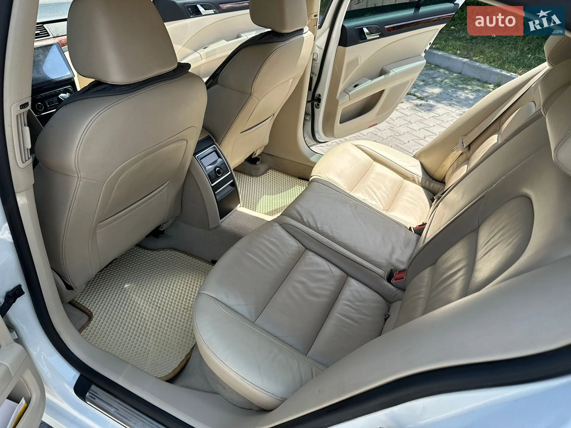 Skoda Superb 2010 VIN TMBCF73T9A9031691 фото оголошення 22 з 26