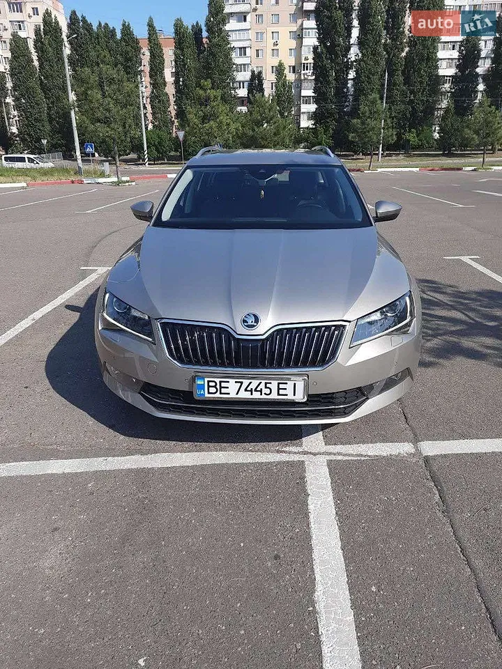 2014 Skoda Superb - мініатюра 10