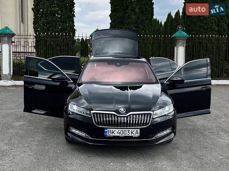 Skoda Superb 2022 VIN TMBAH7NP7N7010406 фото оголошення 10 з 78