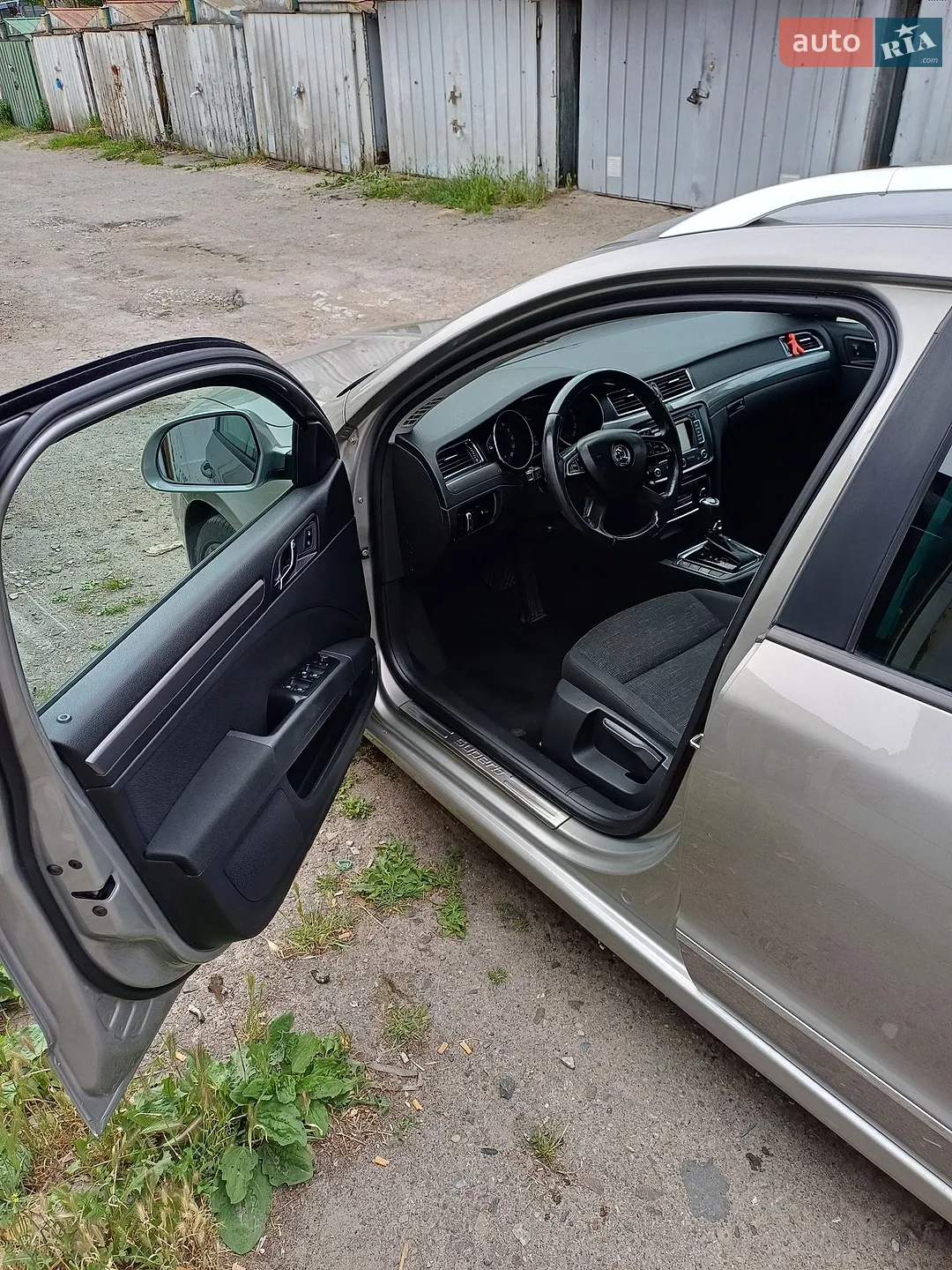 2013 Skoda Superb - мініатюра 15
