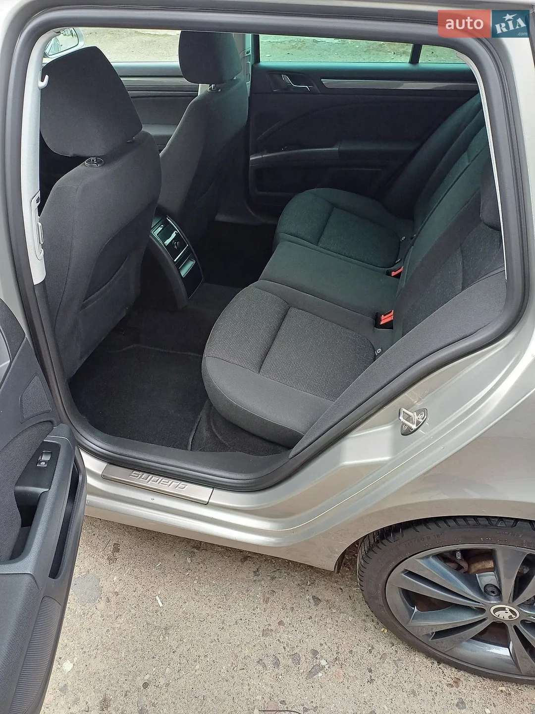 2013 Skoda Superb - мініатюра 32