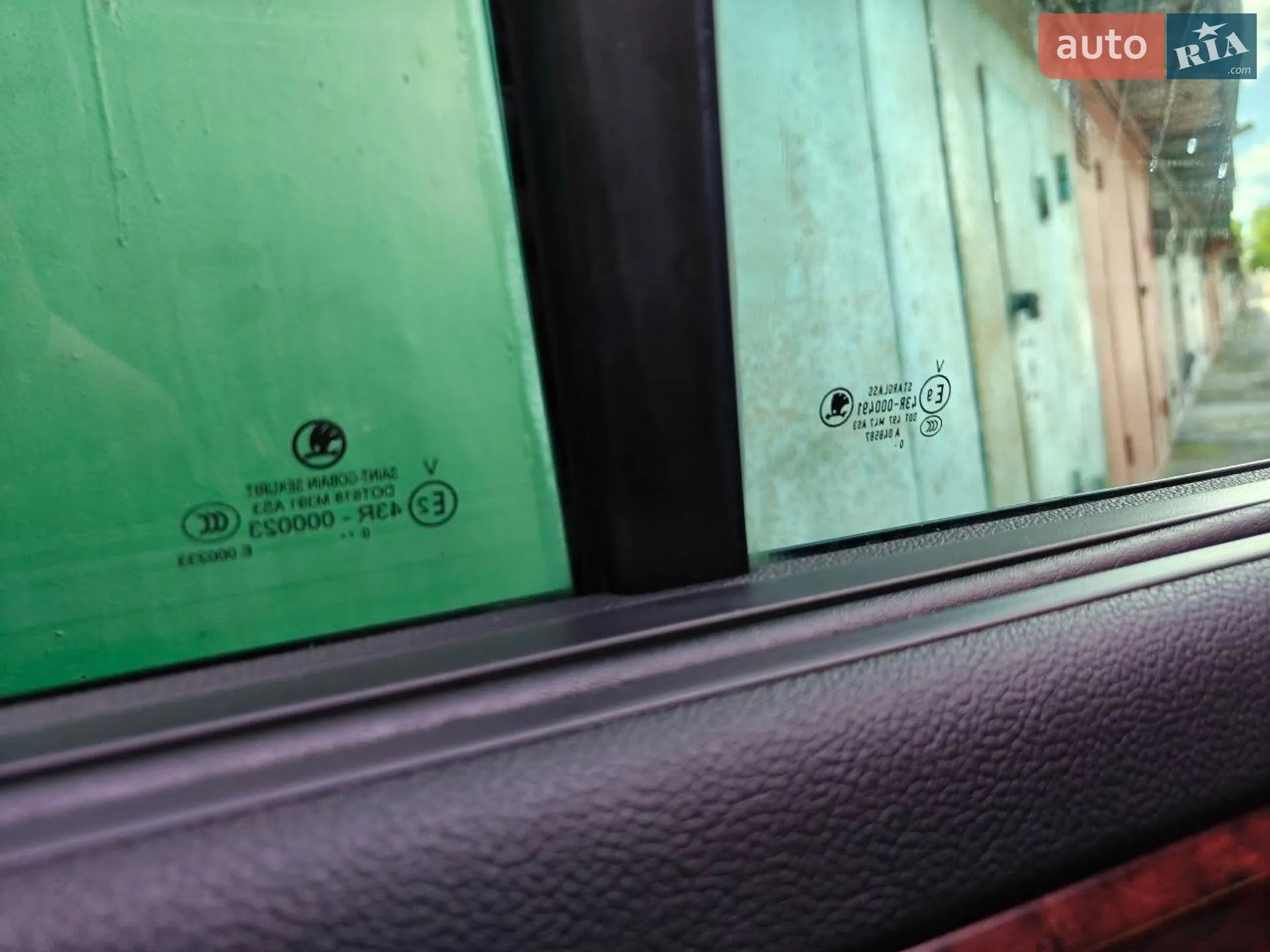 2010 Skoda Superb - мініатюра 9