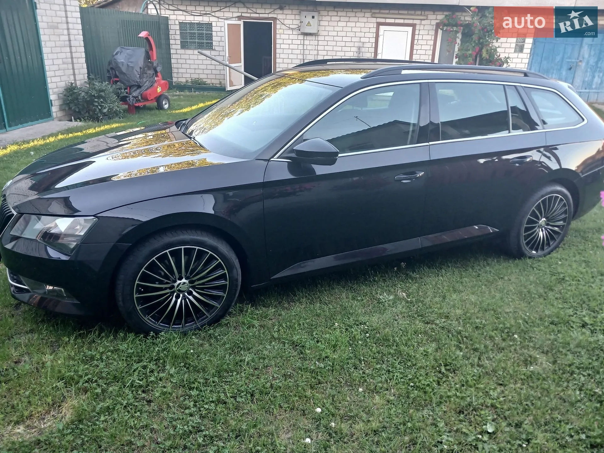 2017 Skoda Superb - мініатюра 3