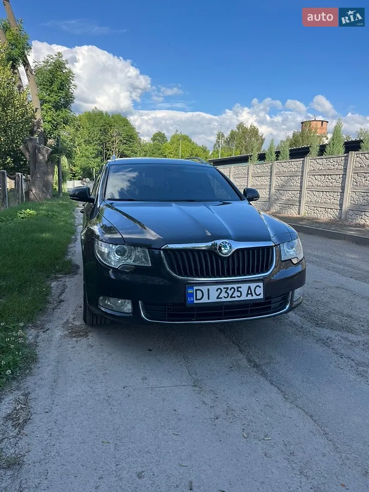 2010 Skoda Superb - мініатюра 30