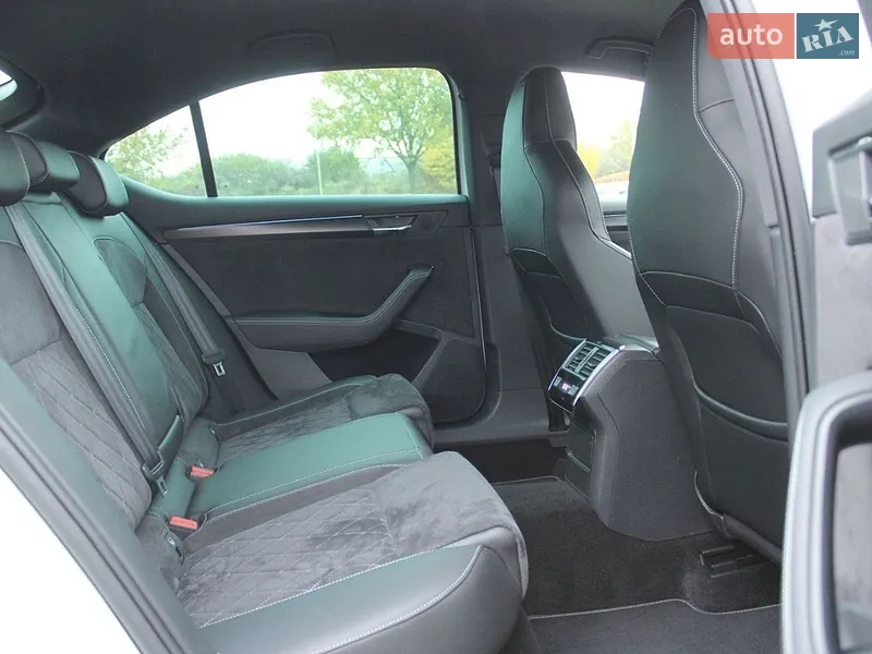 Skoda Superb 2020 VIN TMBAJ7NP6L7076706 фото оголошення 16 з 53