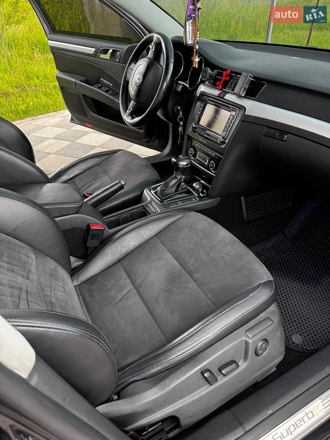 2010 Skoda Superb - мініатюра 31