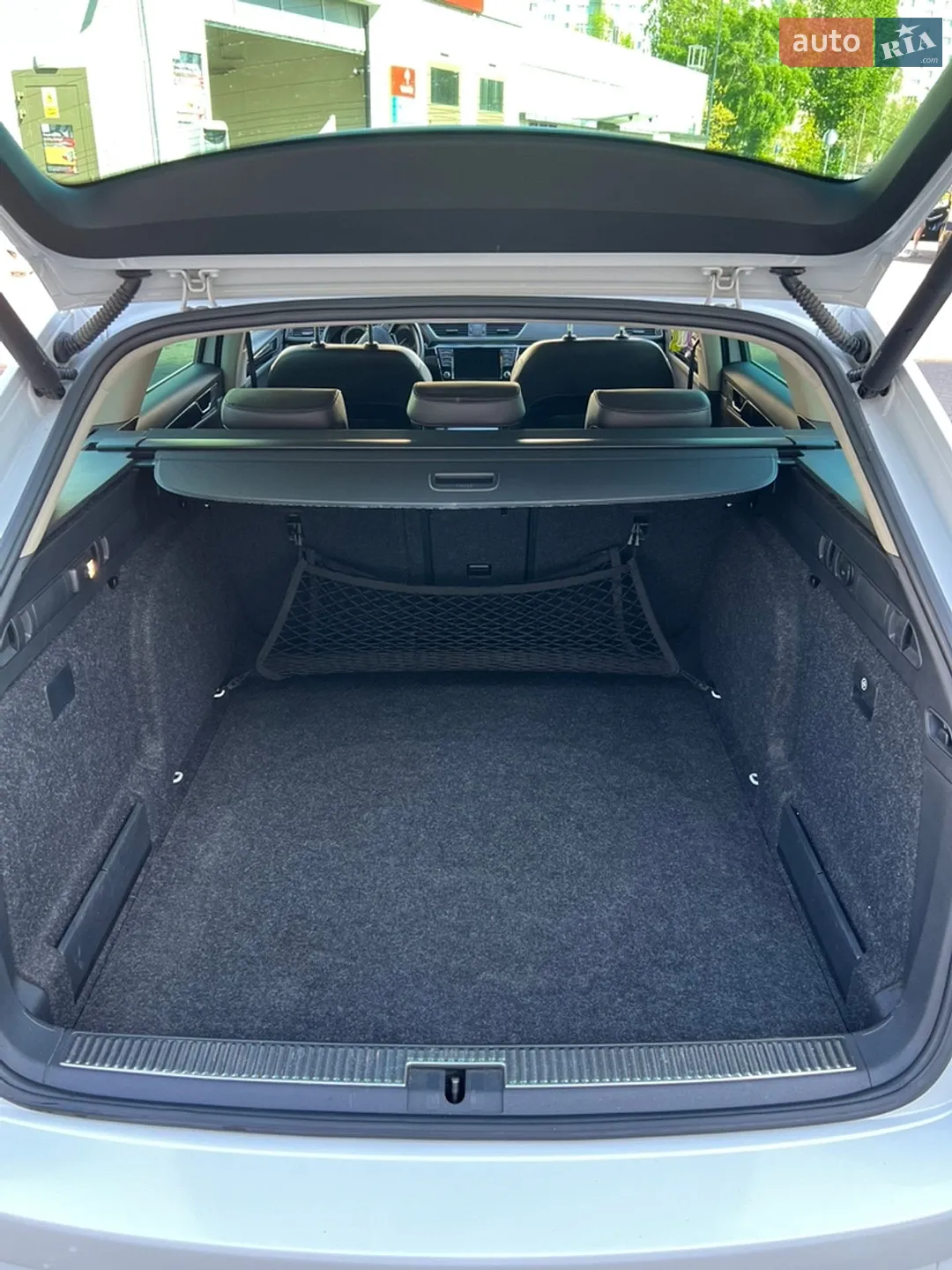2016 Skoda Superb - мініатюра 10