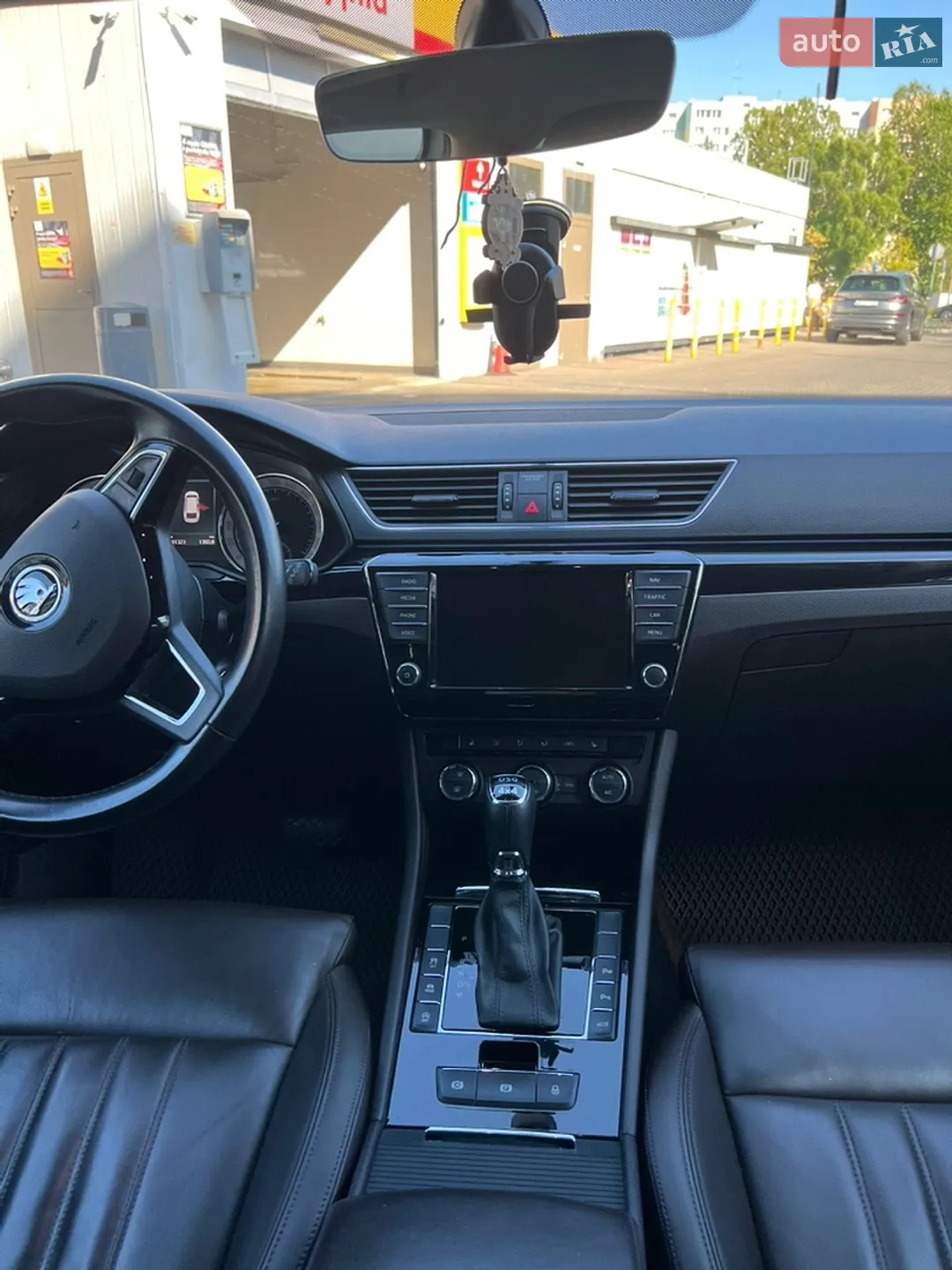 2016 Skoda Superb - мініатюра 32