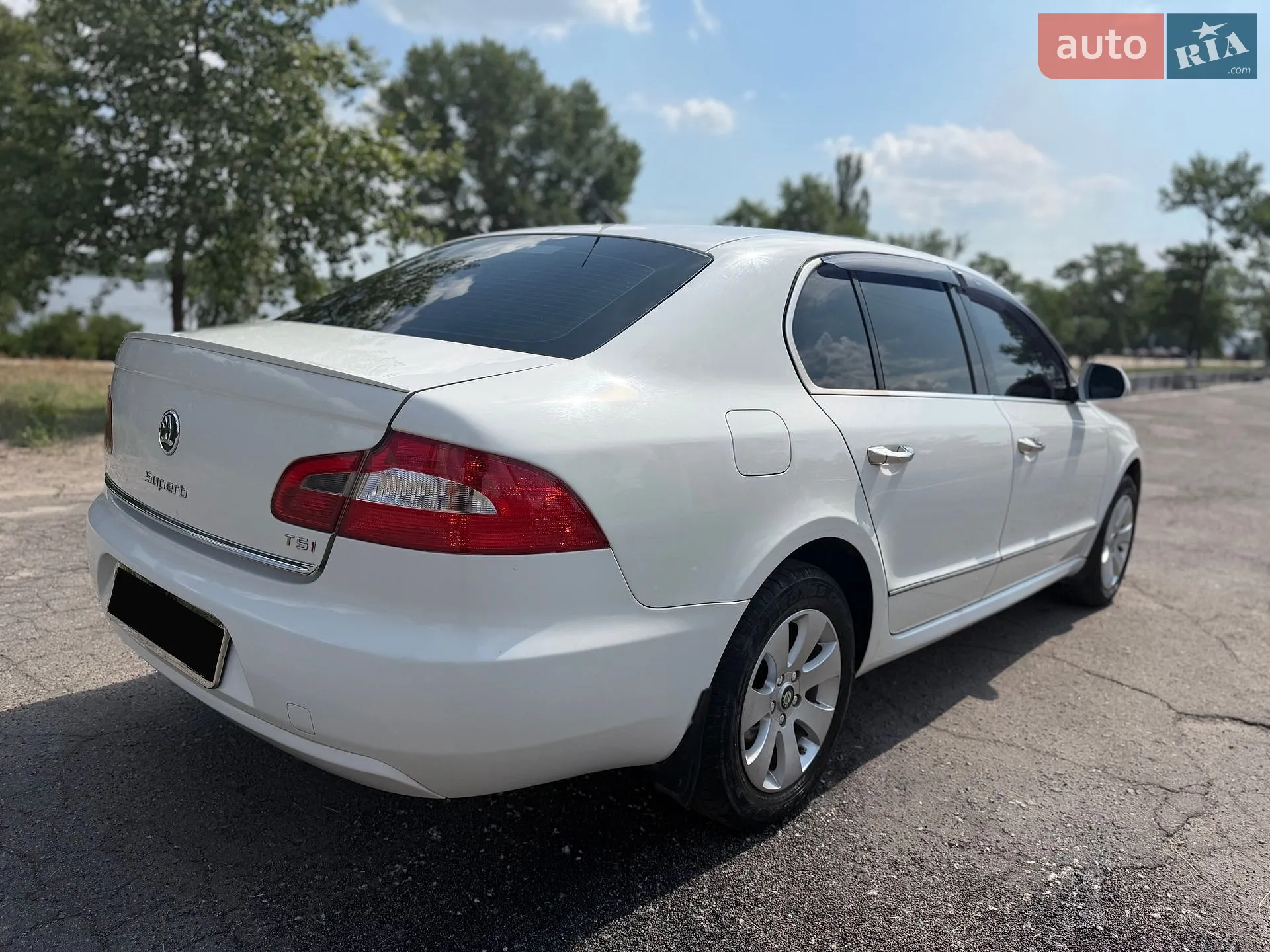 2012 Skoda Superb - мініатюра 9