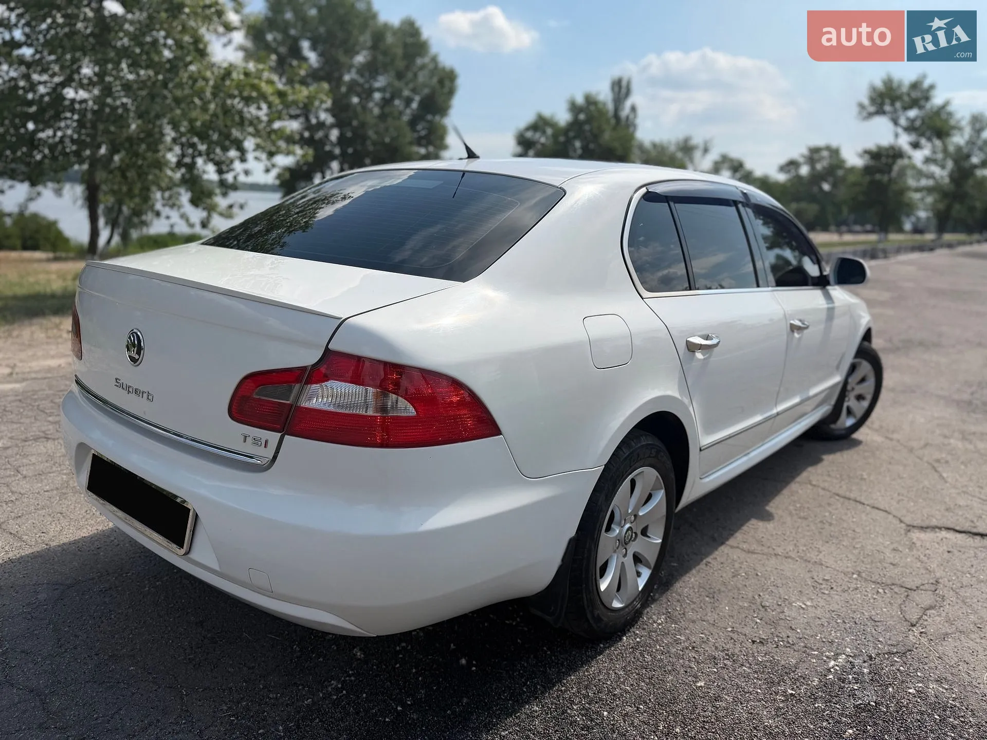 2012 Skoda Superb - мініатюра 18