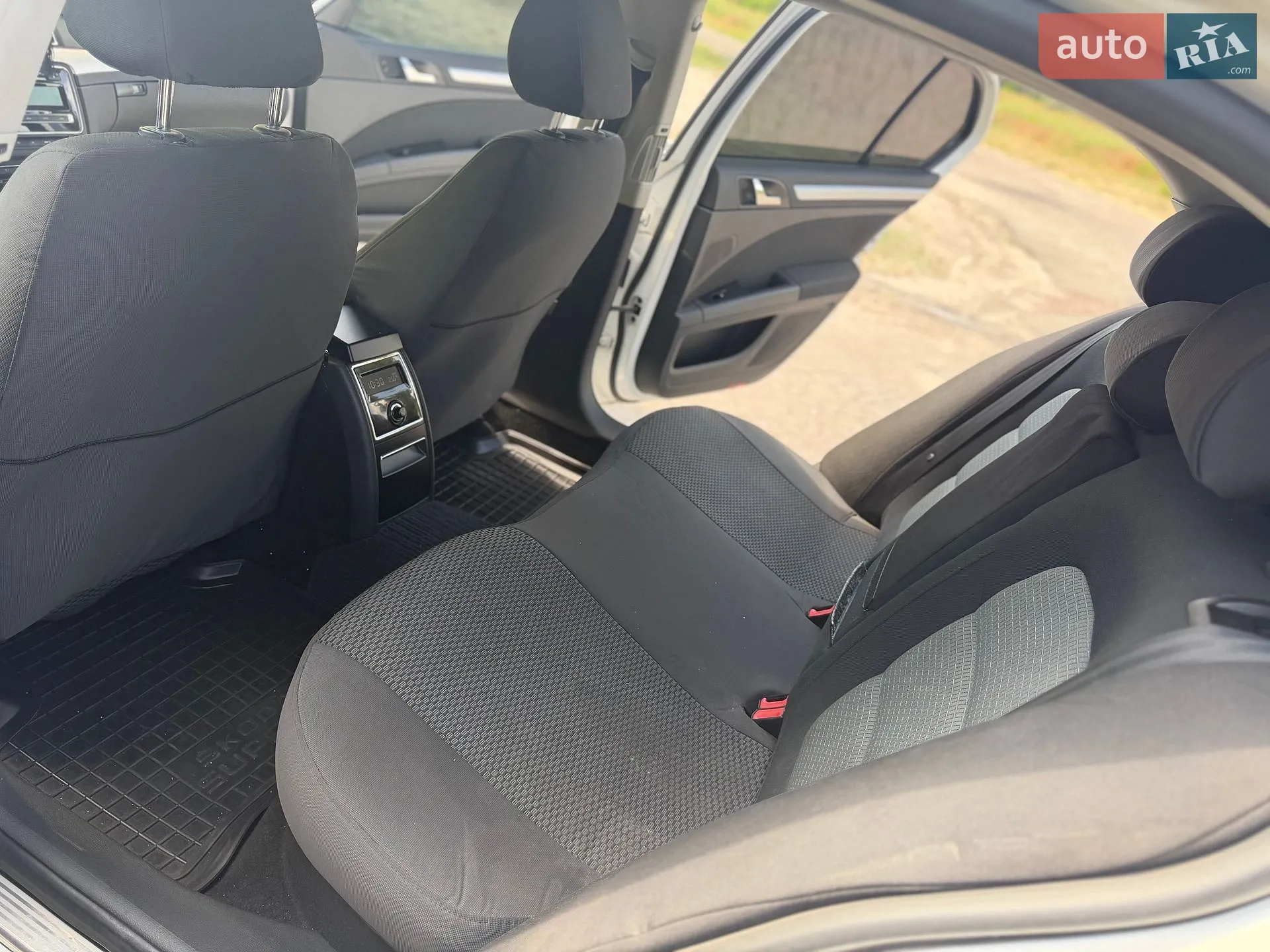 2012 Skoda Superb - мініатюра 31