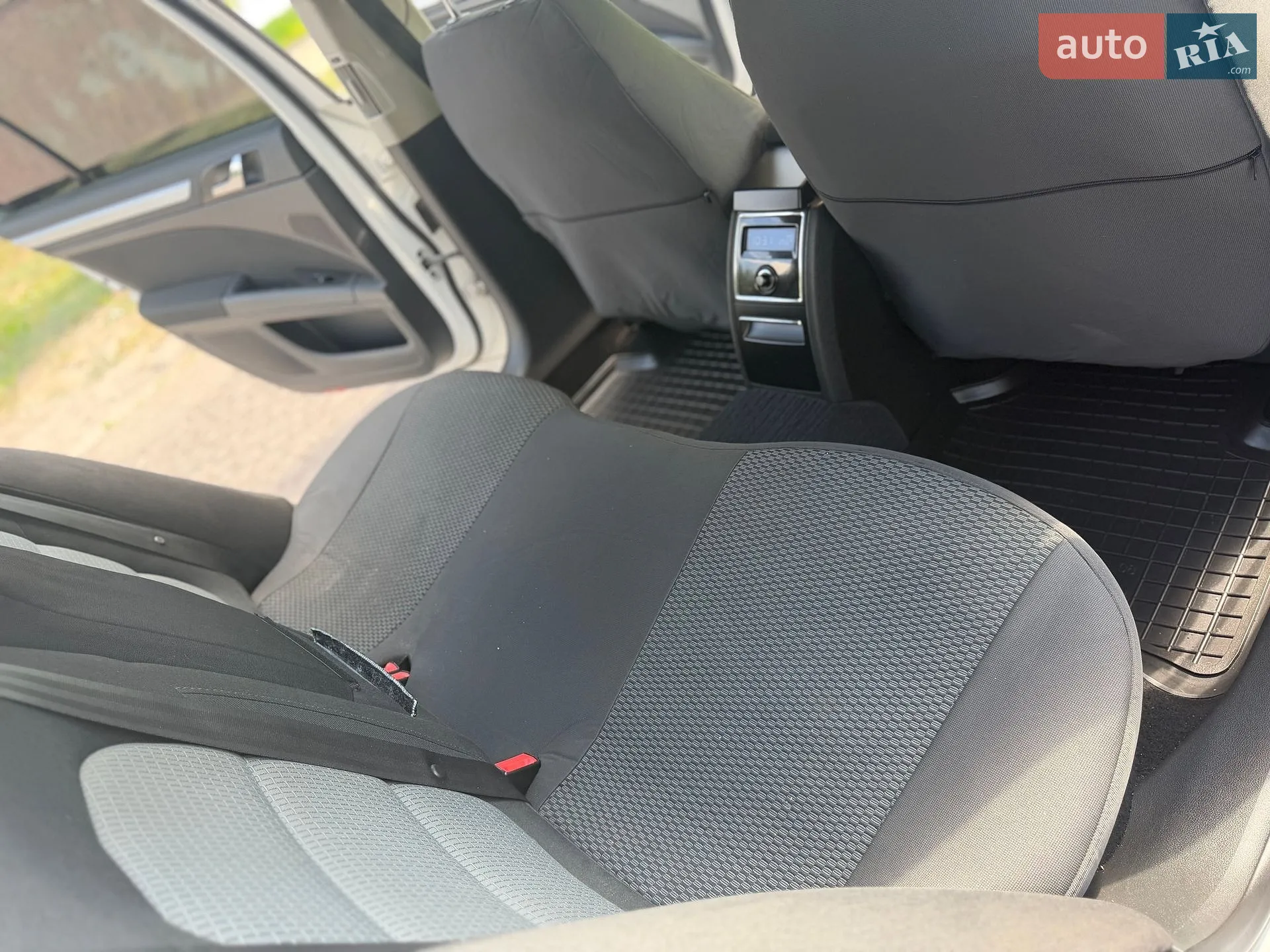 2012 Skoda Superb - мініатюра 36