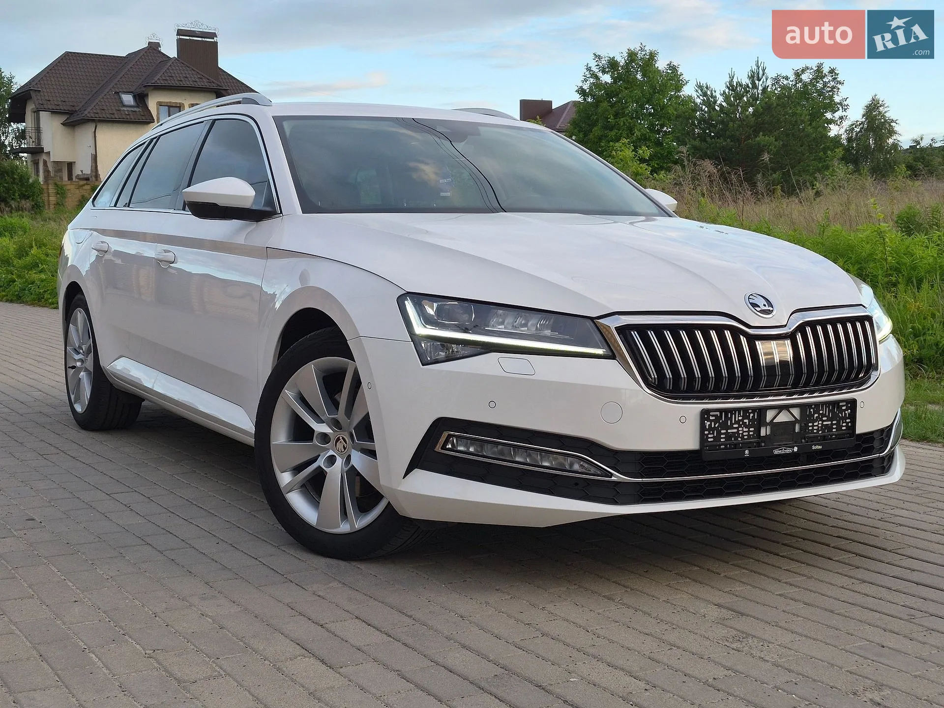 2020 Skoda Superb - фото 1
