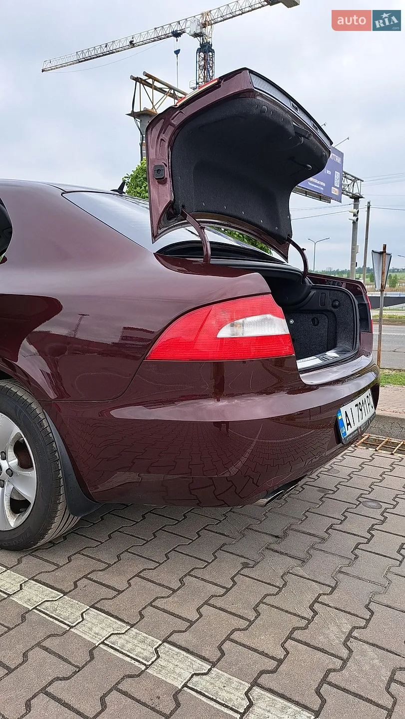 2010 Skoda Superb - мініатюра 9