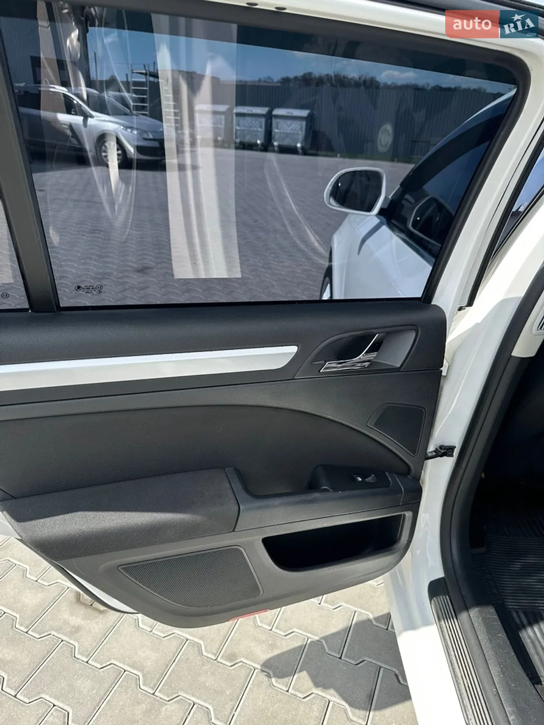2011 Skoda Superb - мініатюра 28