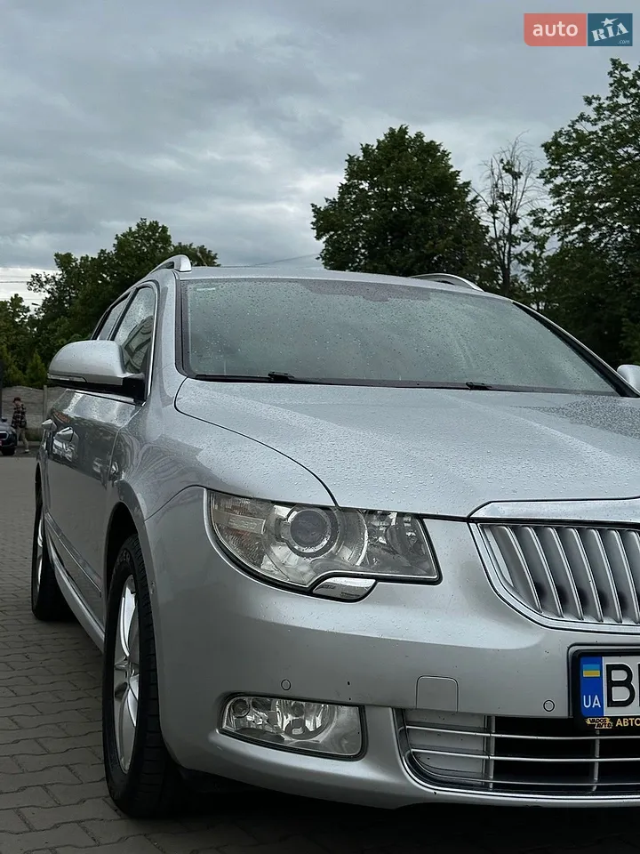 2011 Skoda Superb - мініатюра 23