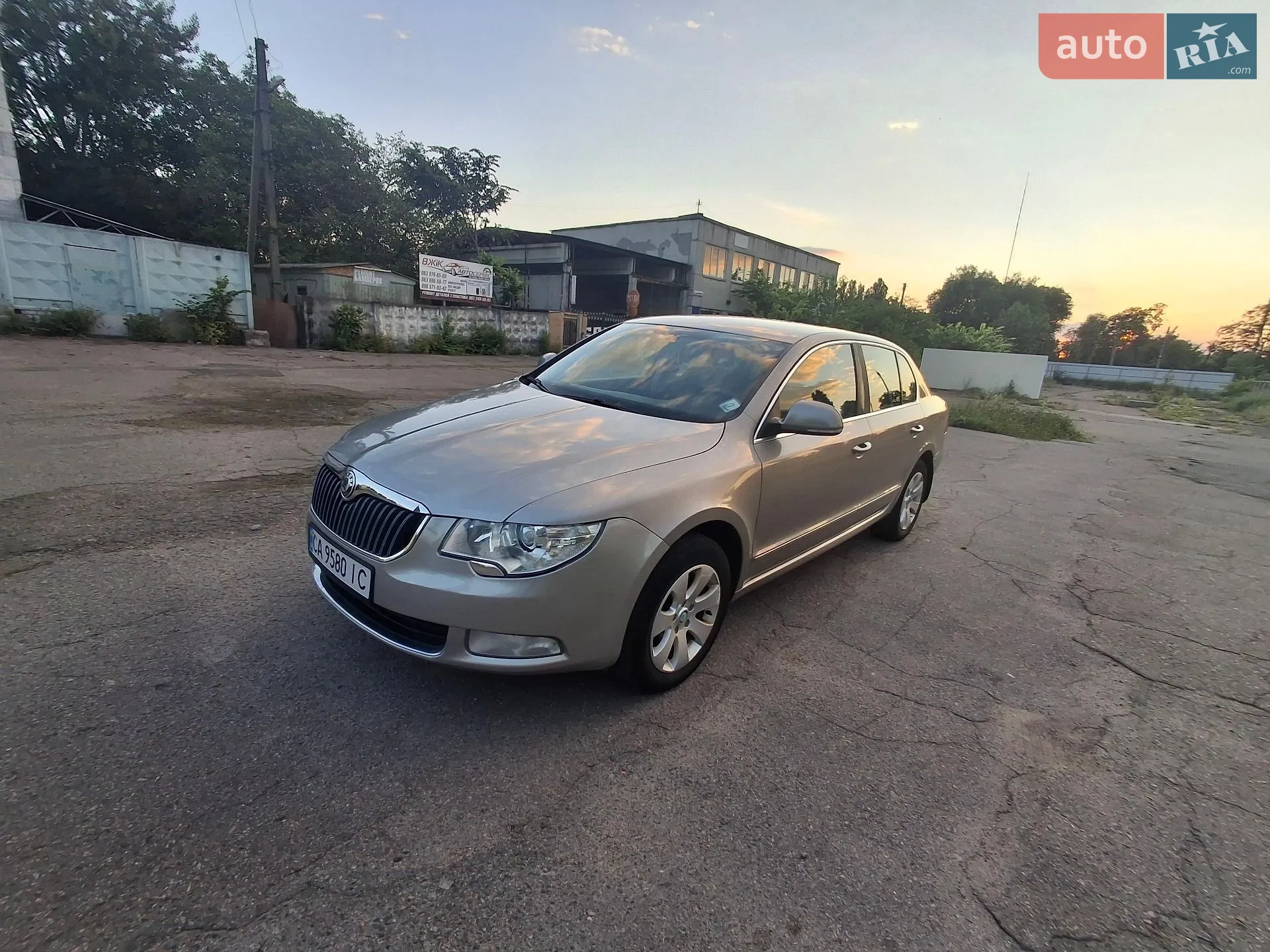 2012 Skoda Superb - мініатюра 5